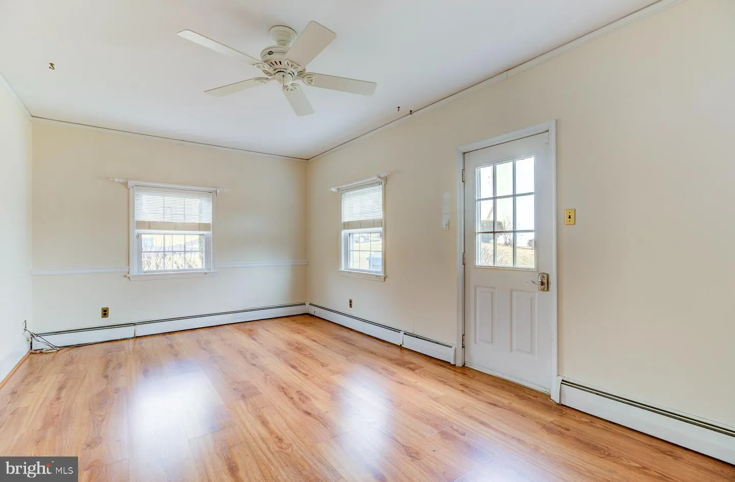 West Grove, Pennsylvania 19390, United States, 5 Bedrooms Bedrooms, ,3 BathroomsBathrooms,Residential,Pending,6823
