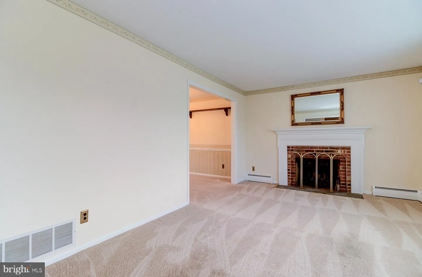 West Grove, Pennsylvania 19390, United States, 5 Bedrooms Bedrooms, ,3 BathroomsBathrooms,Residential,Pending,6823