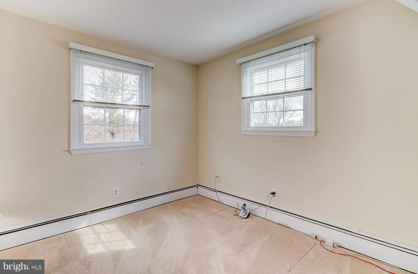 West Grove, Pennsylvania 19390, United States, 5 Bedrooms Bedrooms, ,3 BathroomsBathrooms,Residential,Pending,6823