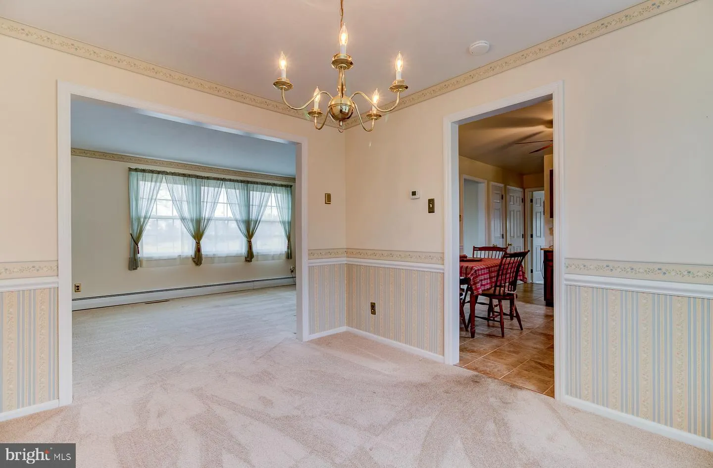 West Grove, Pennsylvania 19390, United States, 5 Bedrooms Bedrooms, ,3 BathroomsBathrooms,Residential,Pending,6823