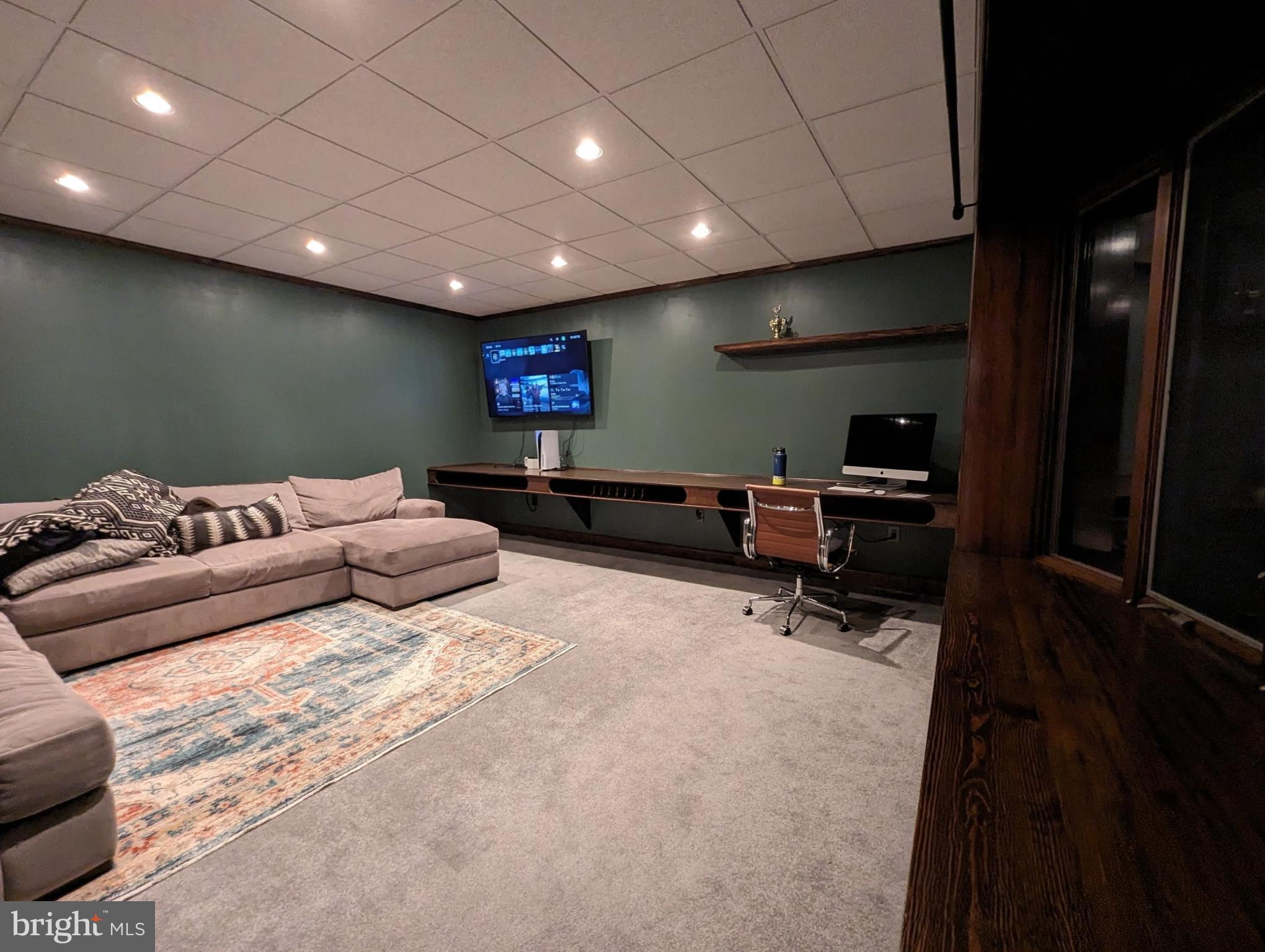 GREYSTONE - Residential Lease