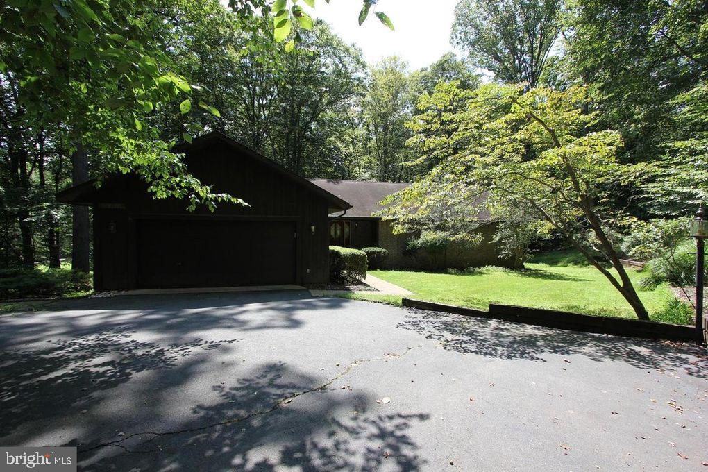 GREYSTONE - Residential Lease