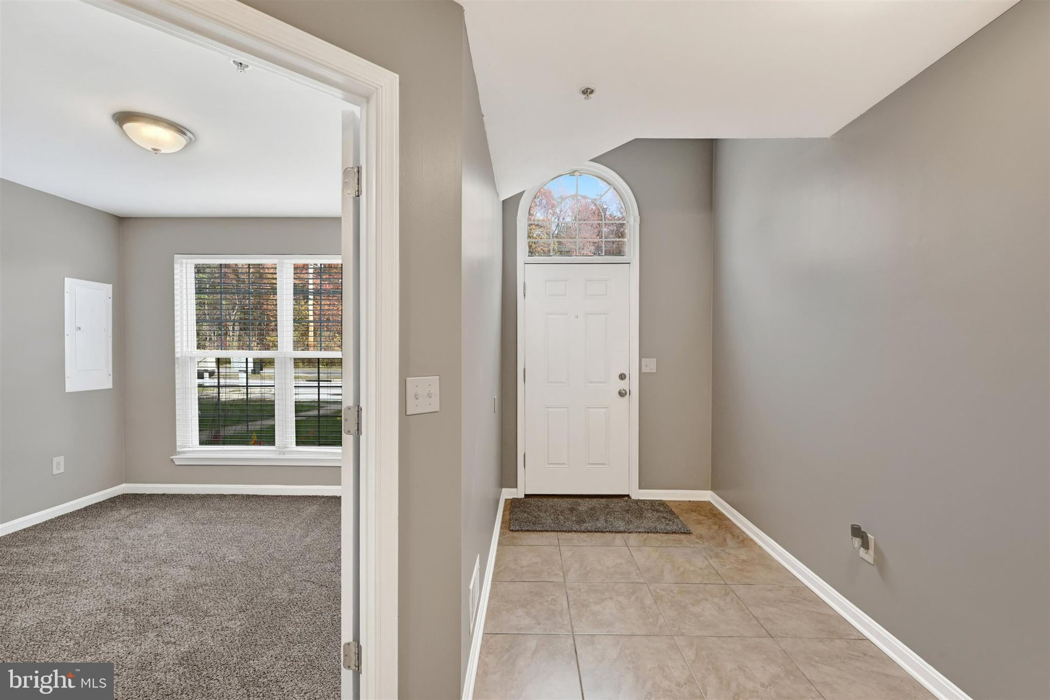 CARROLLWOOD MANOR - Residential