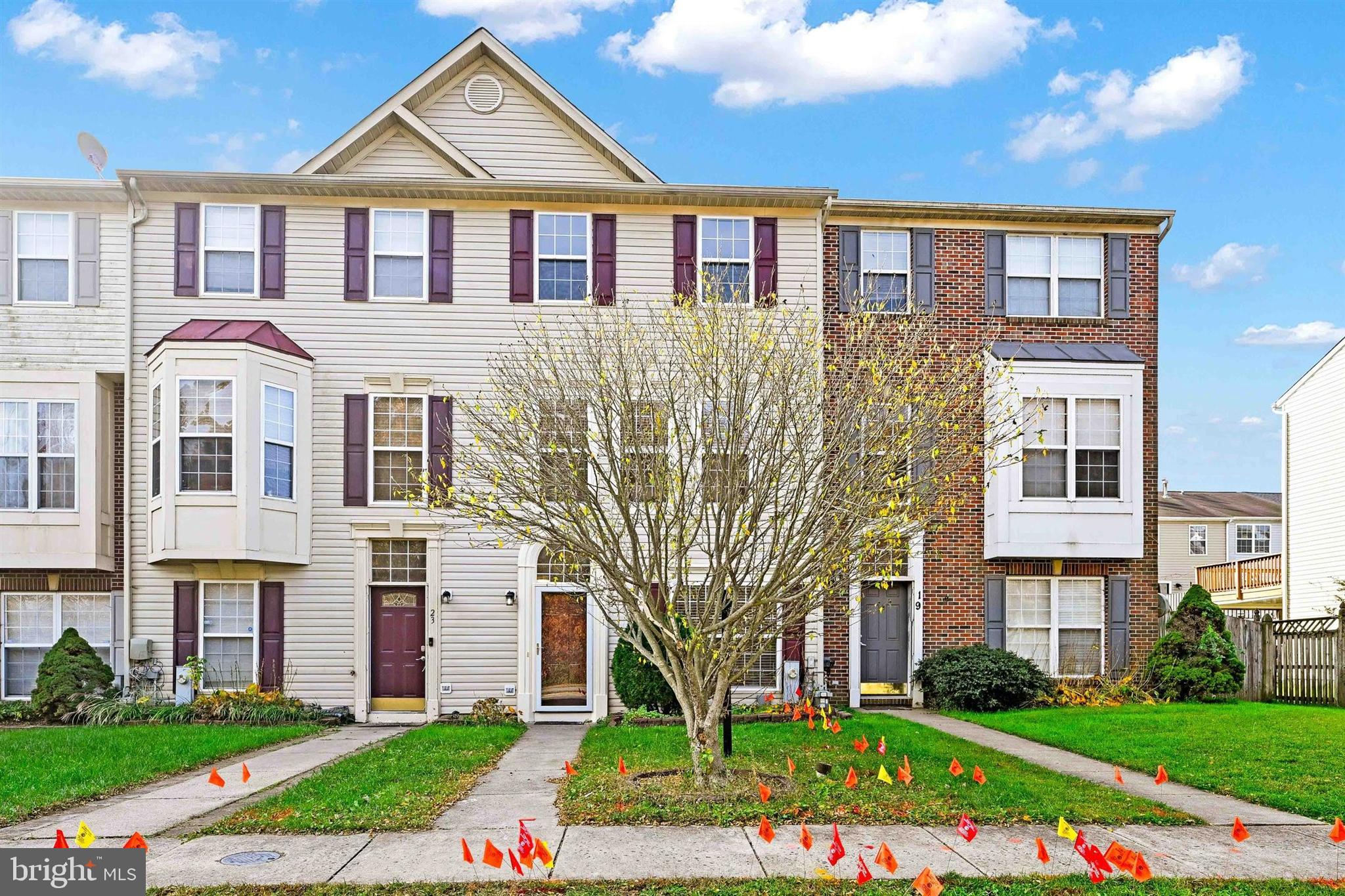 CARROLLWOOD MANOR - Residential