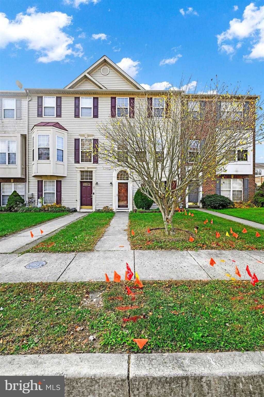 CARROLLWOOD MANOR - Residential