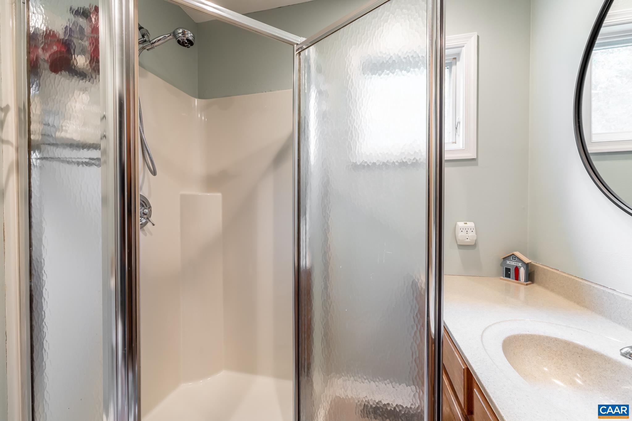 GOLDEN HILLS - Residential