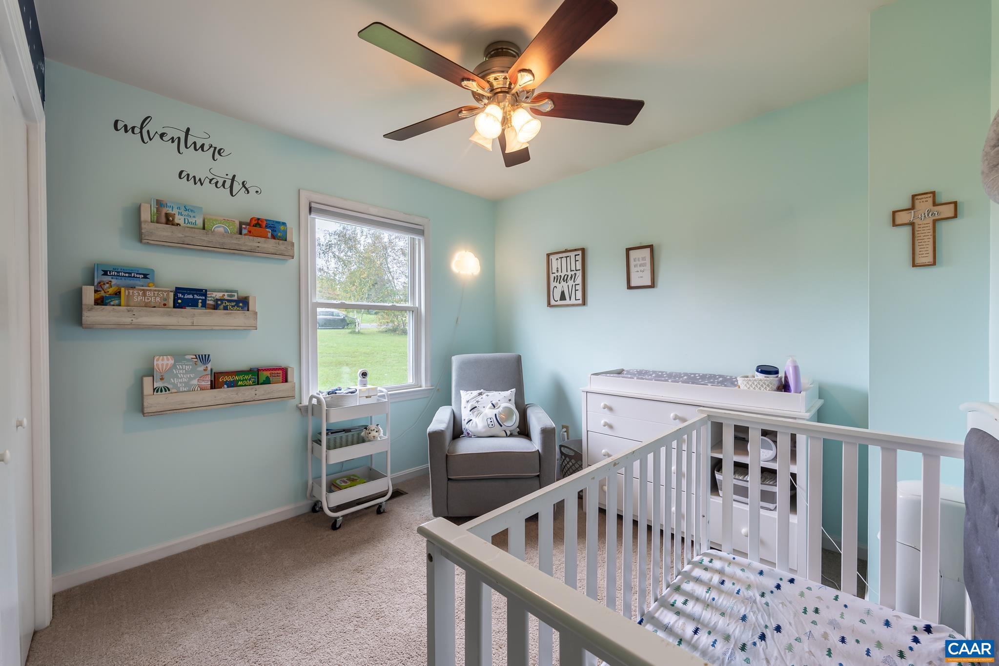 GOLDEN HILLS - Residential