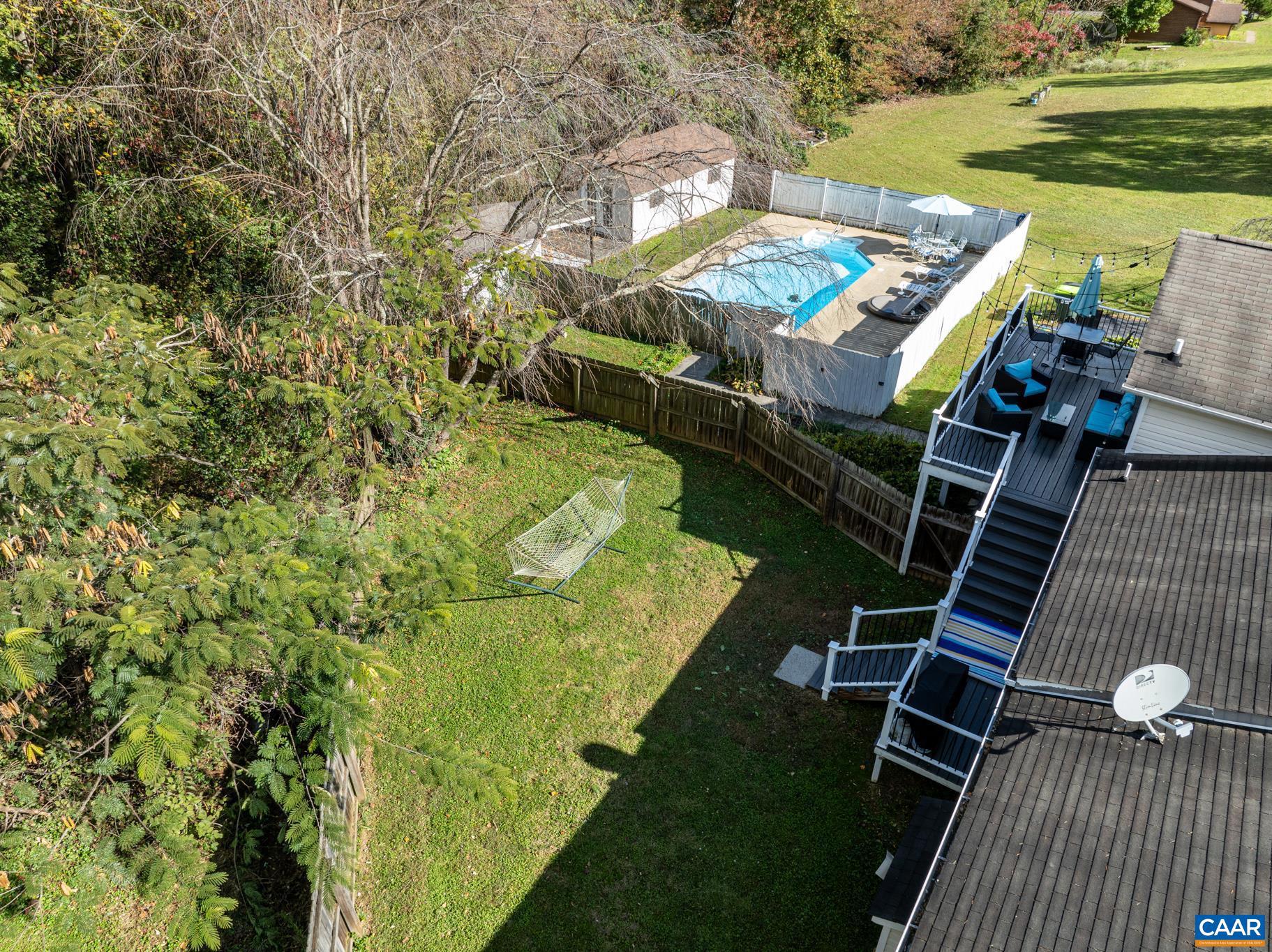 GOLDEN HILLS - Residential