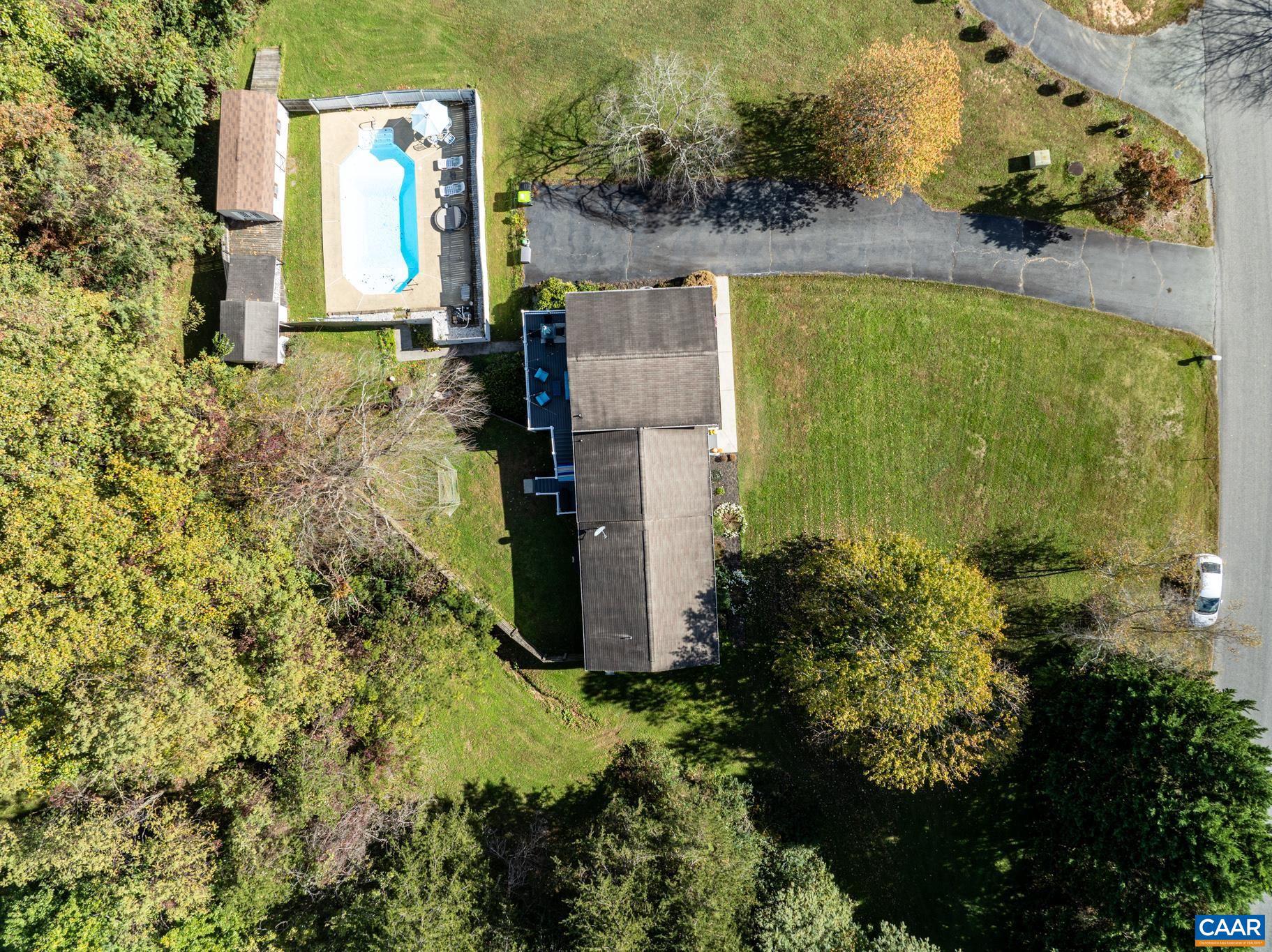 GOLDEN HILLS - Residential