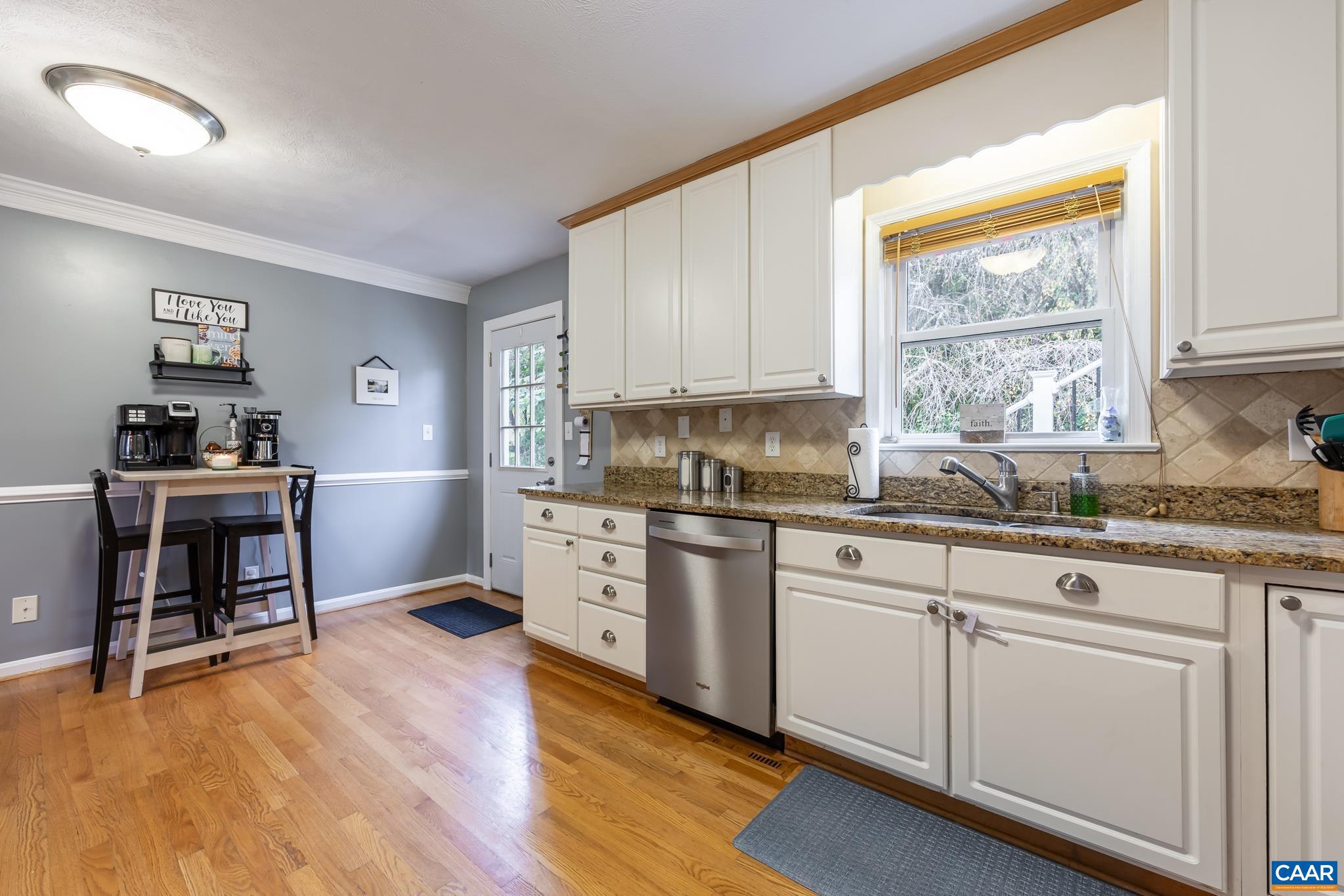 GOLDEN HILLS - Residential