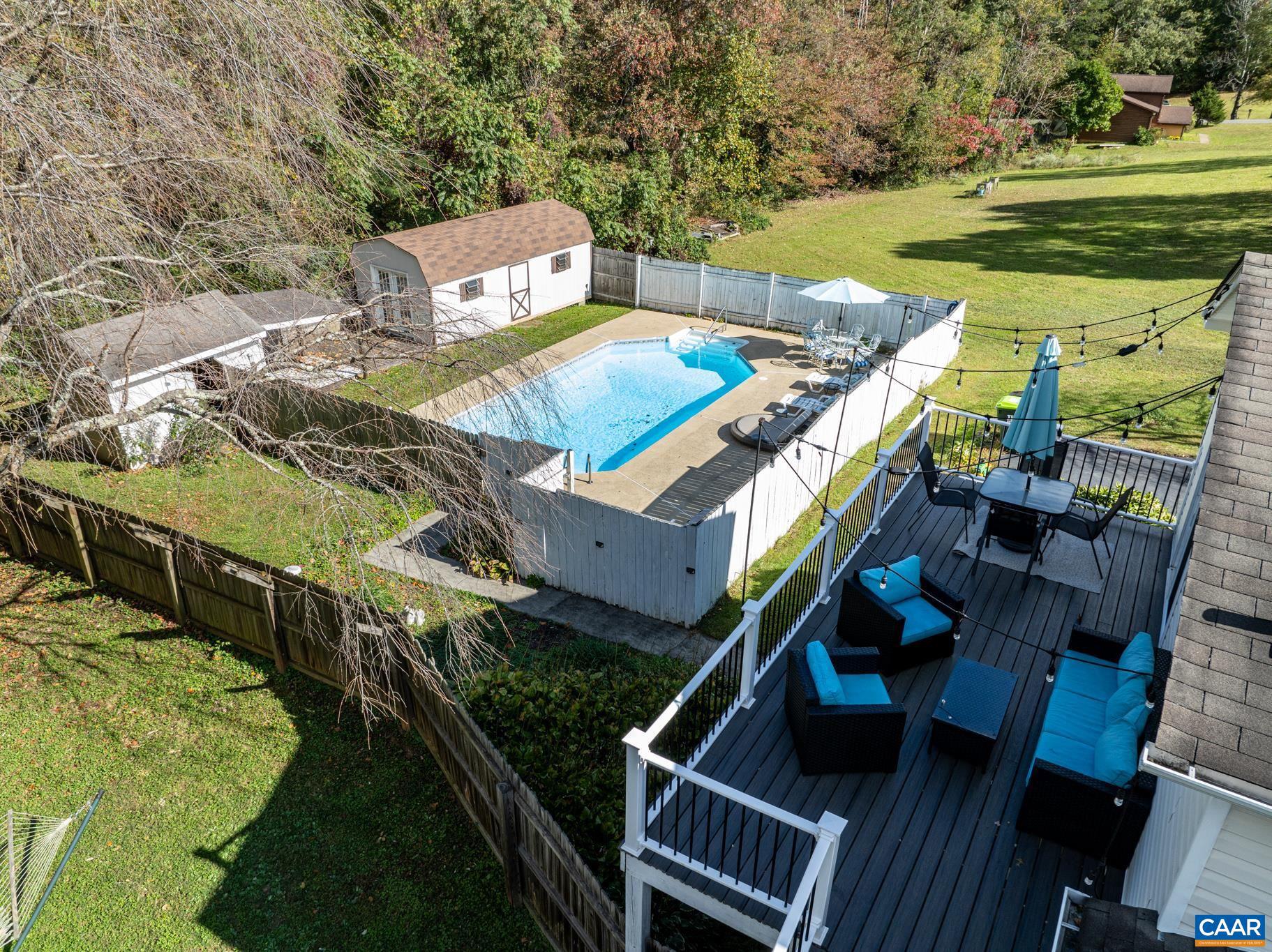 GOLDEN HILLS - Residential