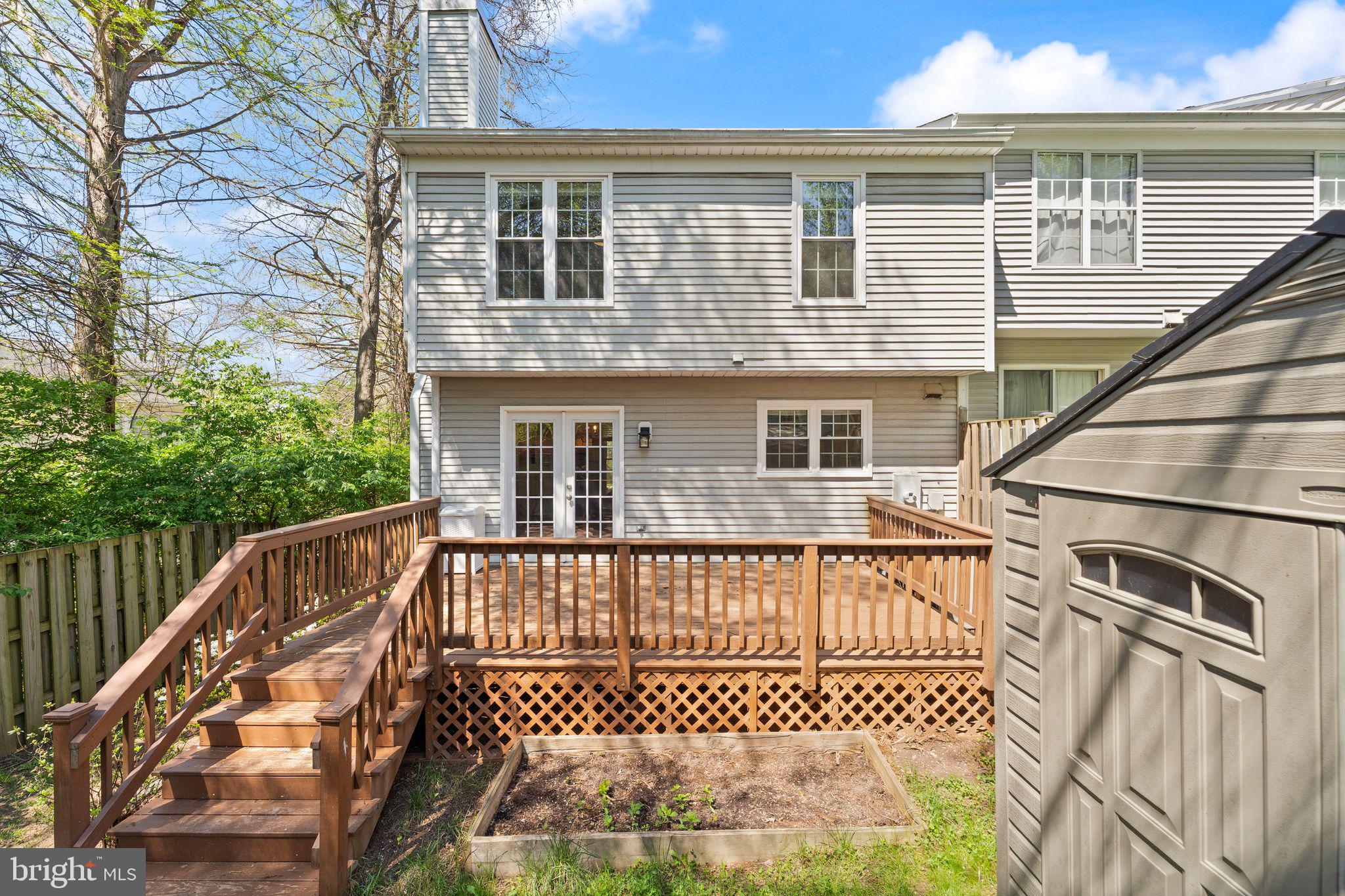 BURKE CENTRE - Residential