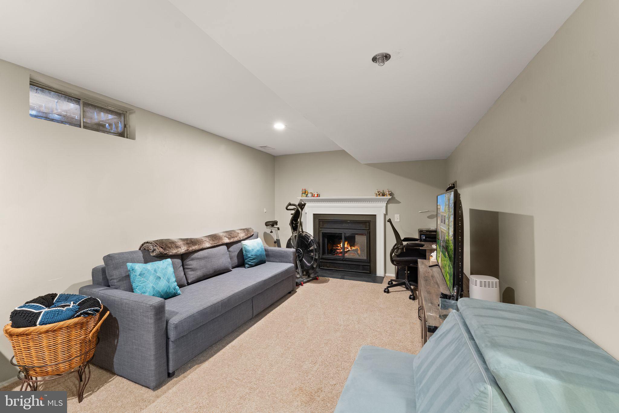 BURKE CENTRE - Residential