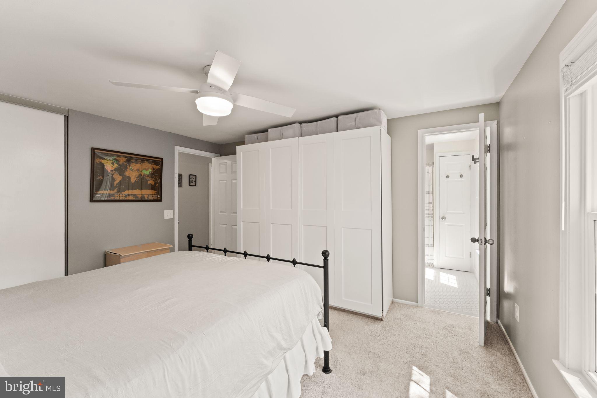 BURKE CENTRE - Residential