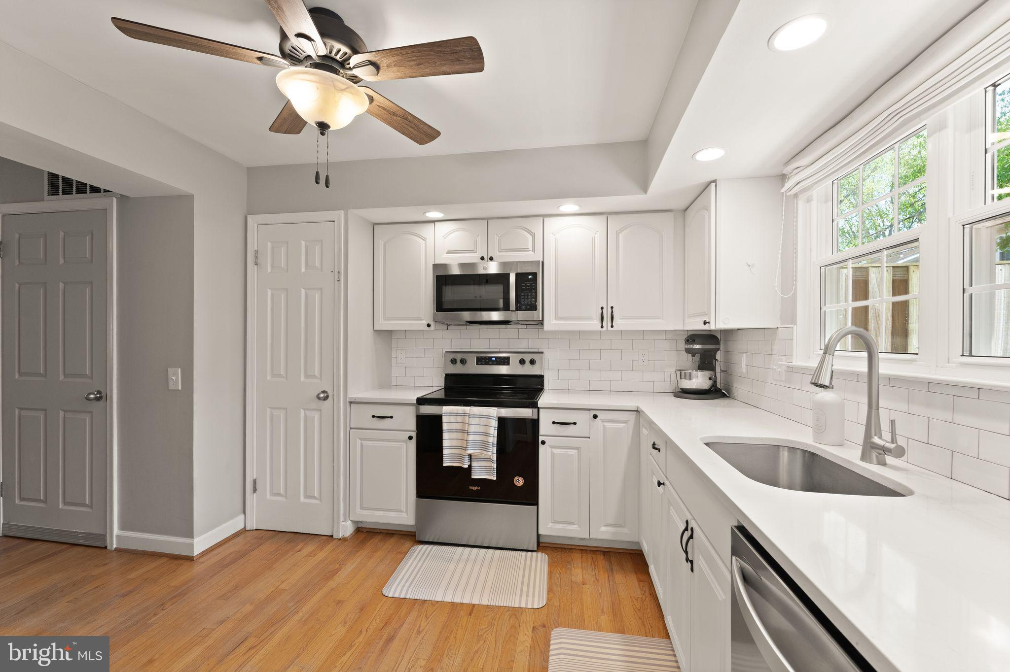 BURKE CENTRE - Residential