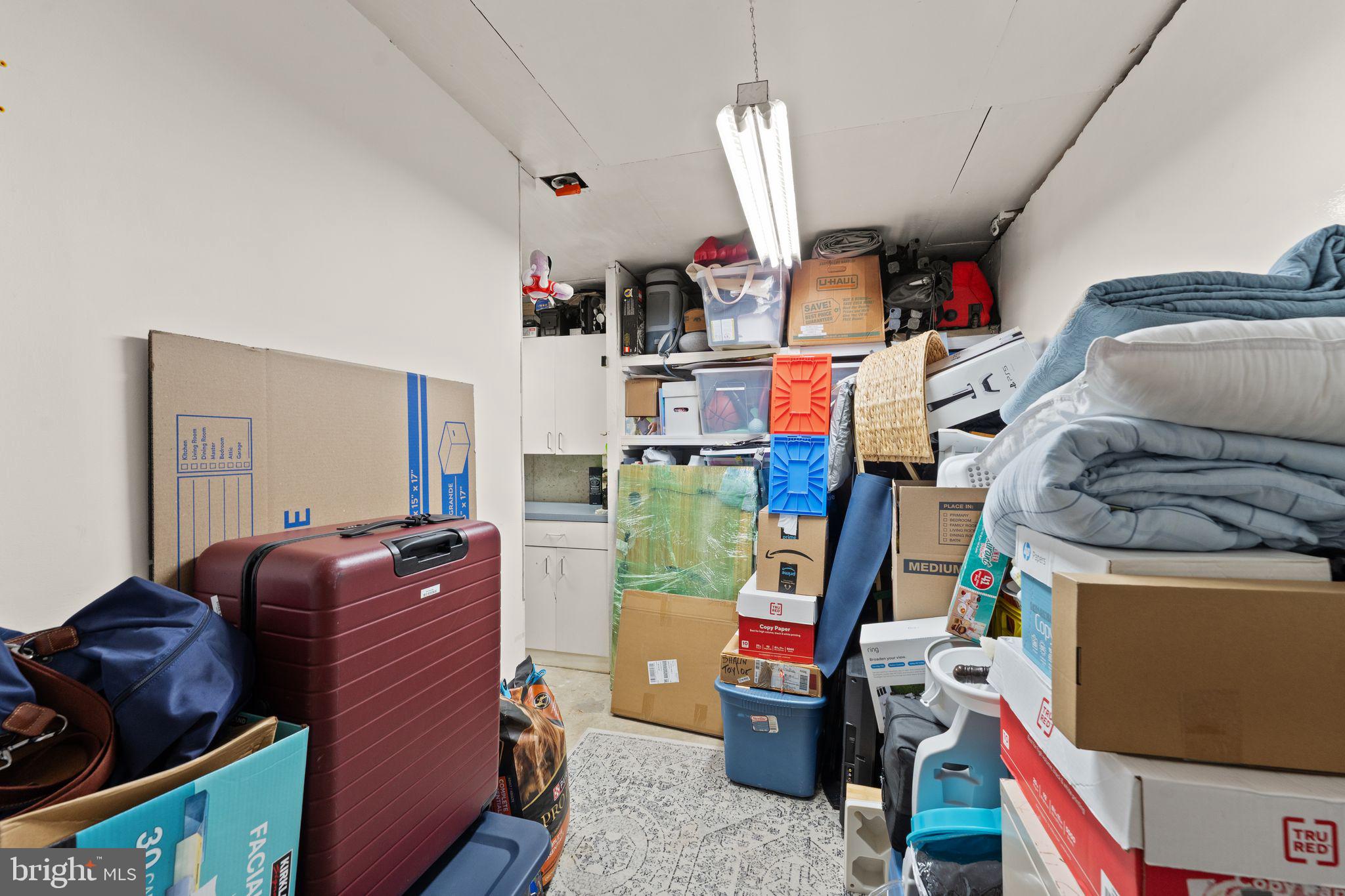 BURKE CENTRE - Residential