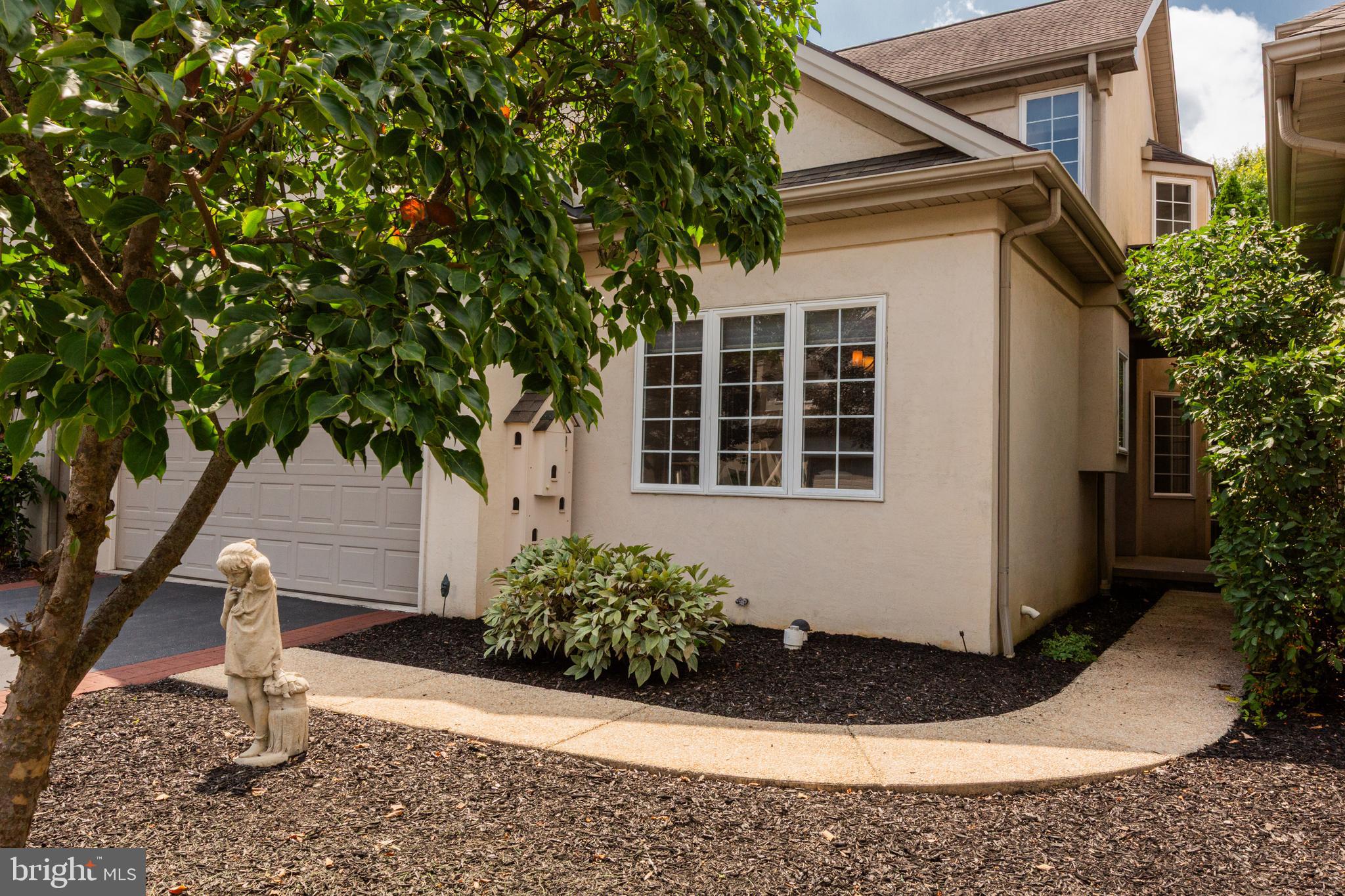 1078 STILLWOOD CIRCLE