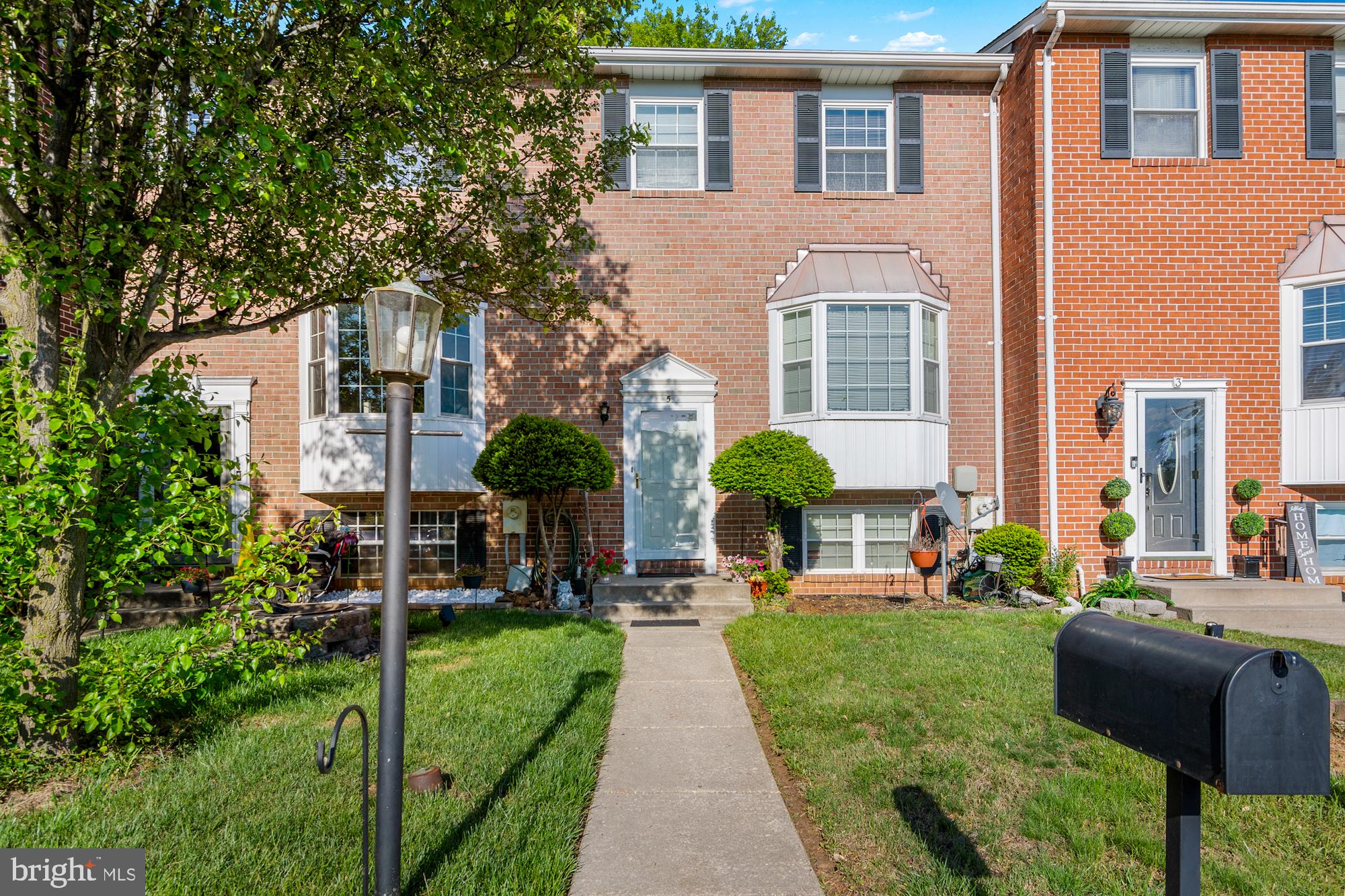 OAKHURST - Residential