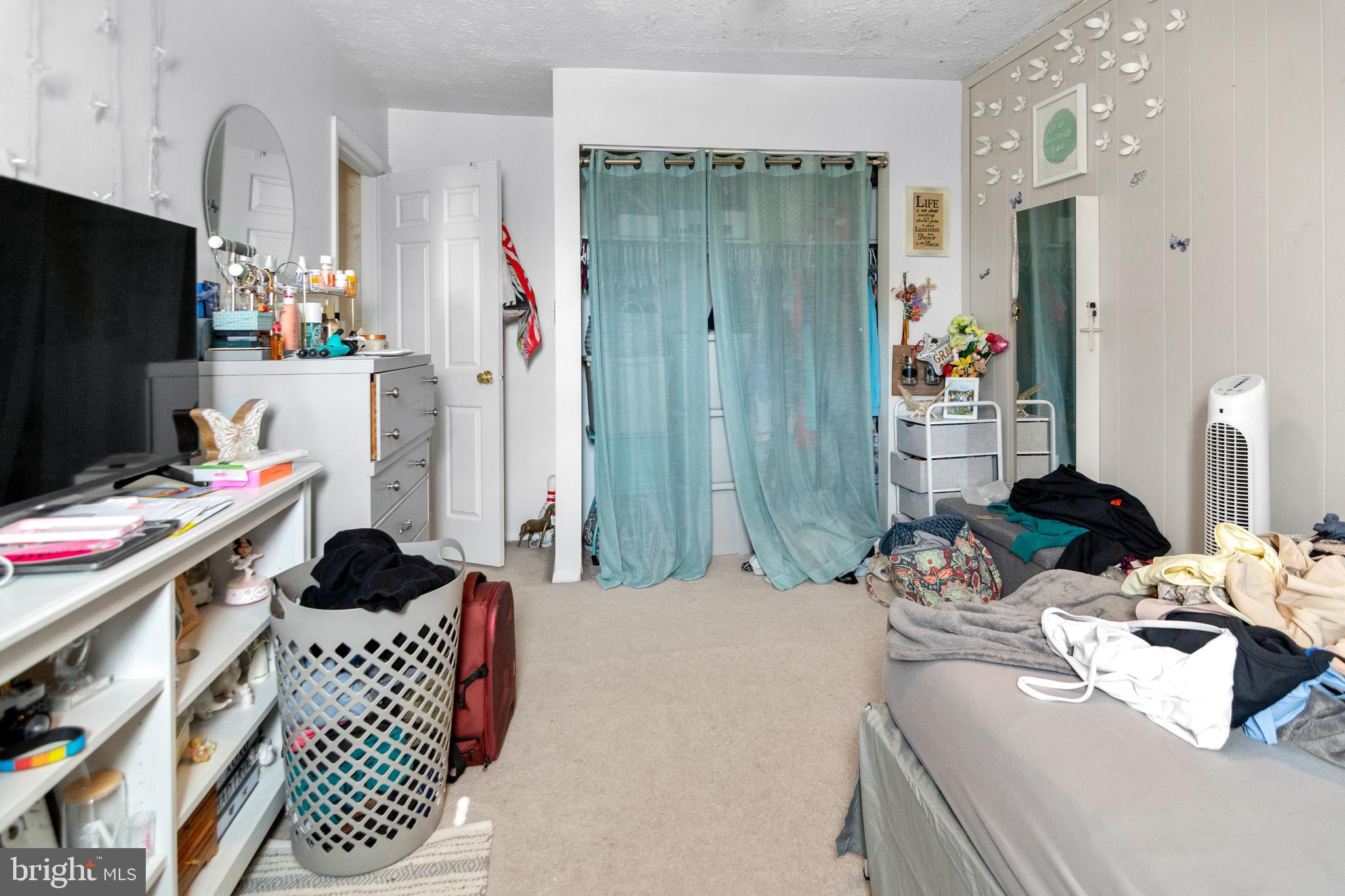 OAKHURST - Residential