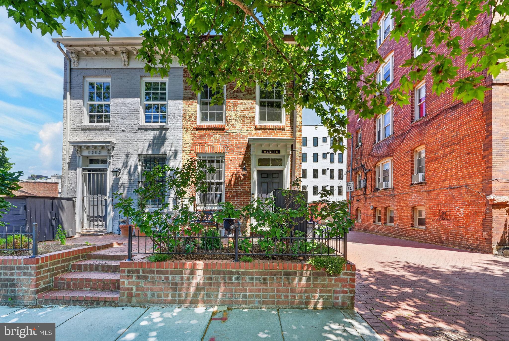1311 10TH STREET NW