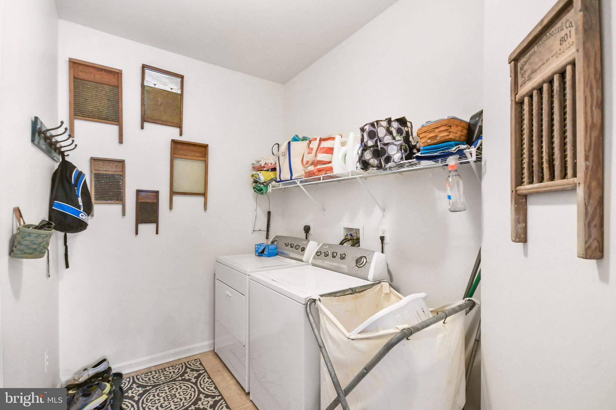 FLETCHER'S GROVE - Residential