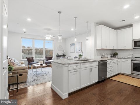 Photo of 2960 Vaden Drive #413, FAIRFAX, VA 22031 (MLS # VAFX2284382)