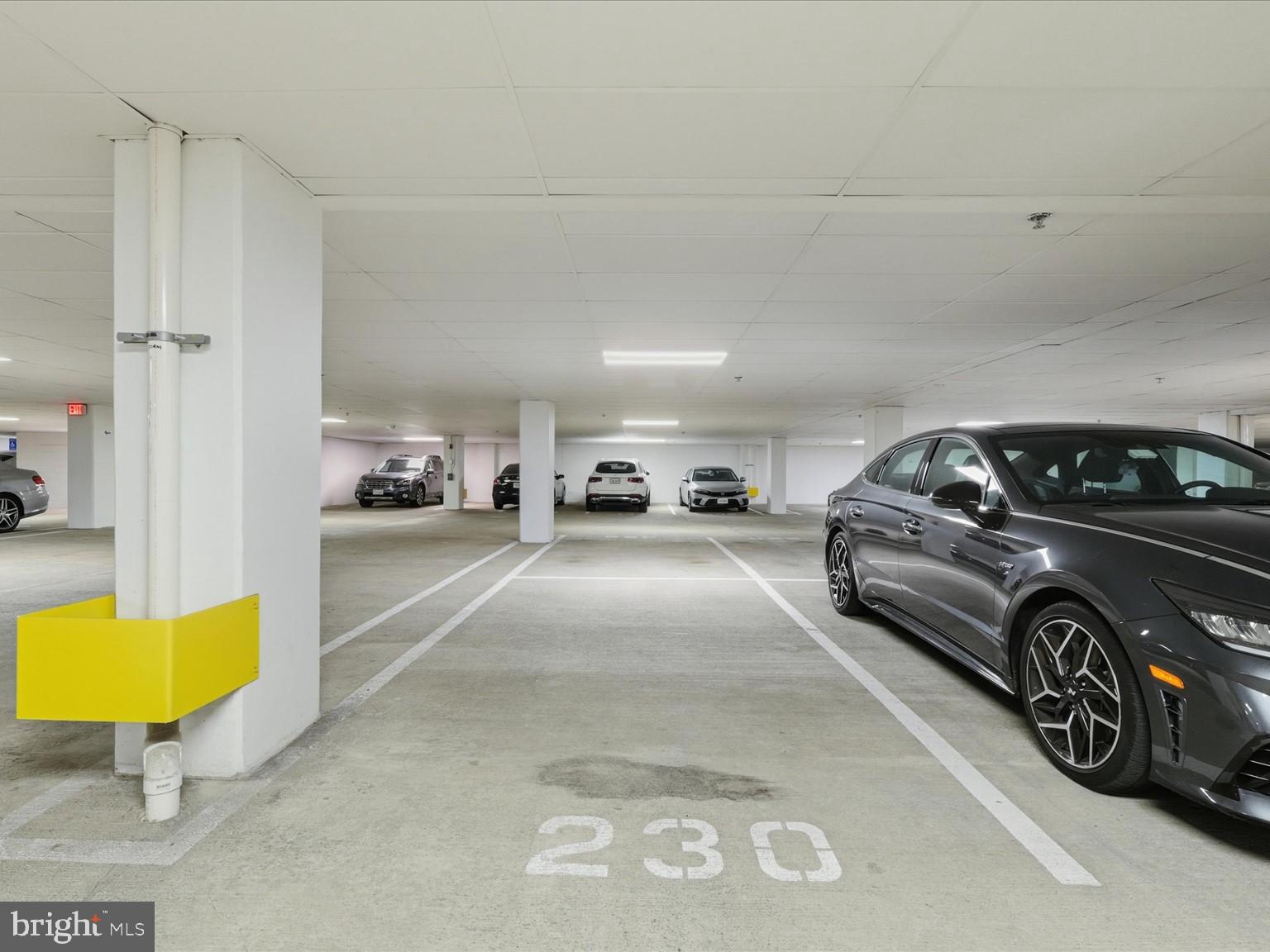 THE ATRIUM AT METROWEST - Residential