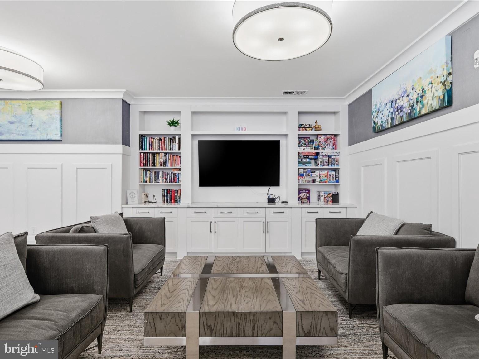 THE ATRIUM AT METROWEST - Residential