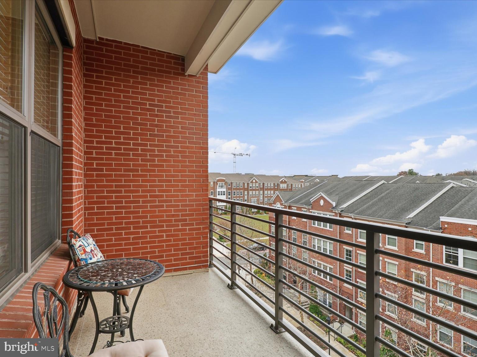 THE ATRIUM AT METROWEST - Residential