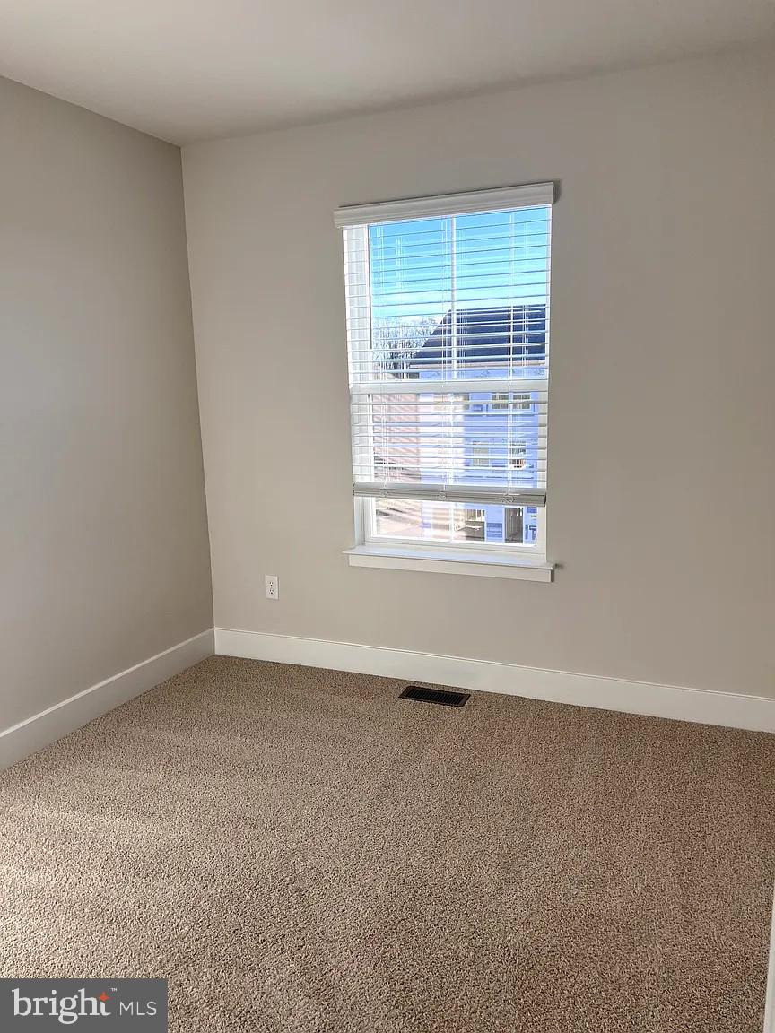 RETREAT AT WINDING CREEK - Residential Lease