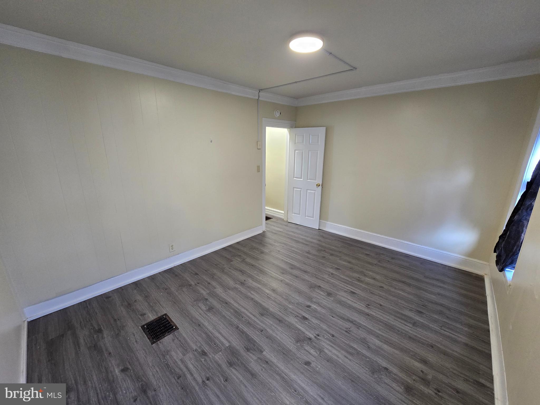 READING - Residential Lease