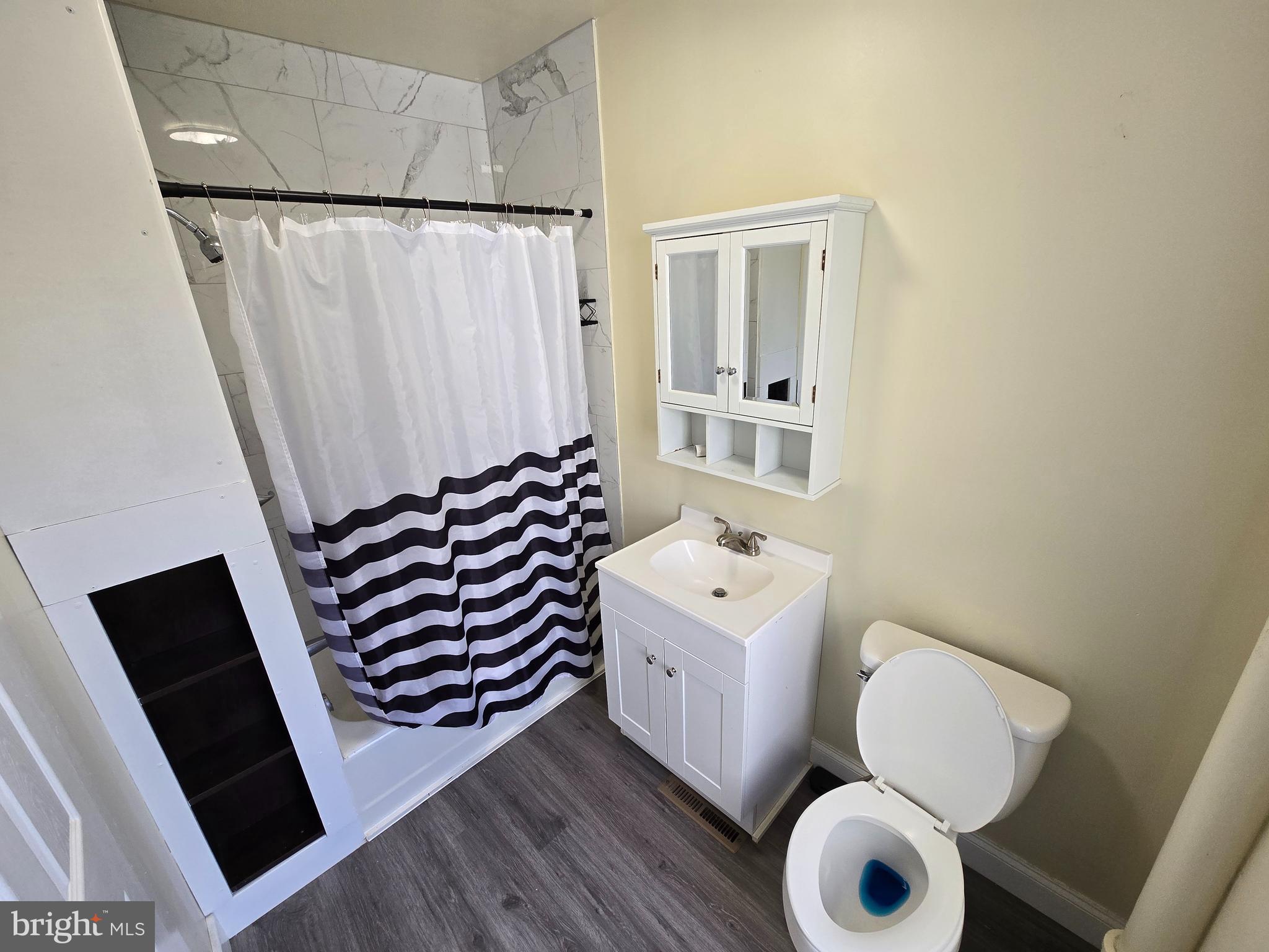 READING - Residential Lease