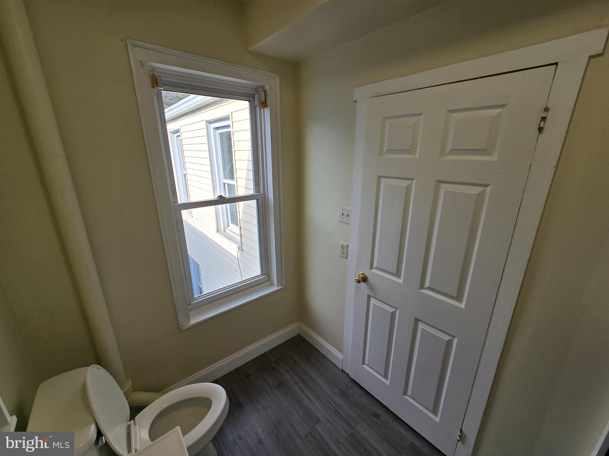 READING - Residential Lease