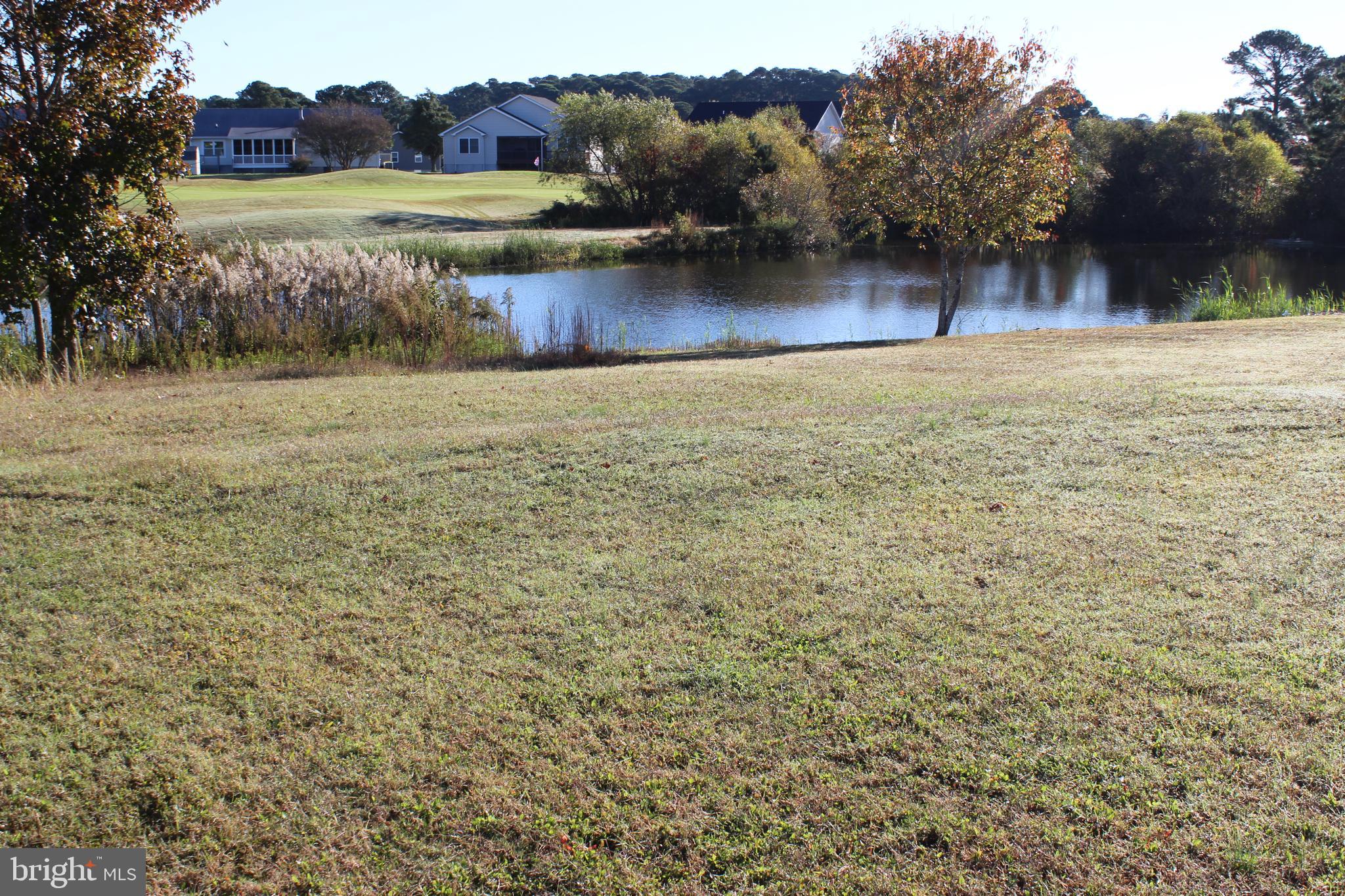 CAPTAIN'S COVE - Land