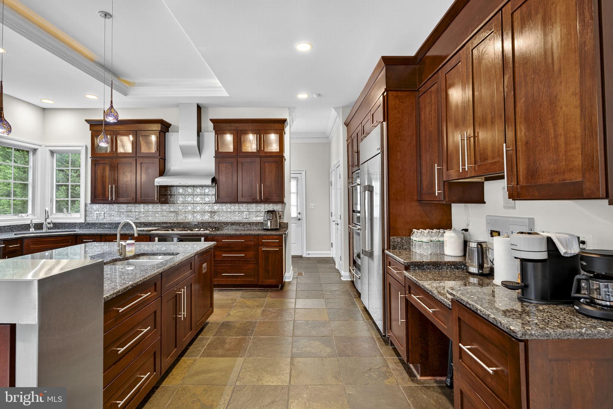 WILLOWRUN - Residential