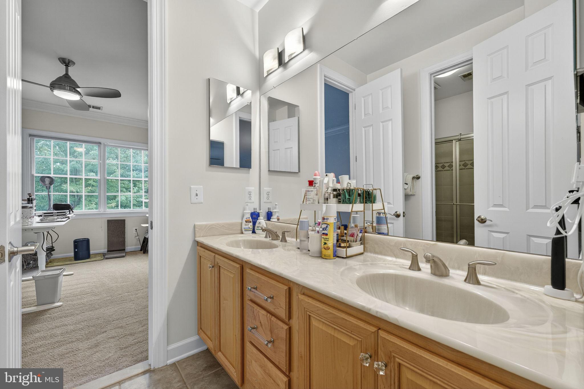 WILLOWRUN - Residential