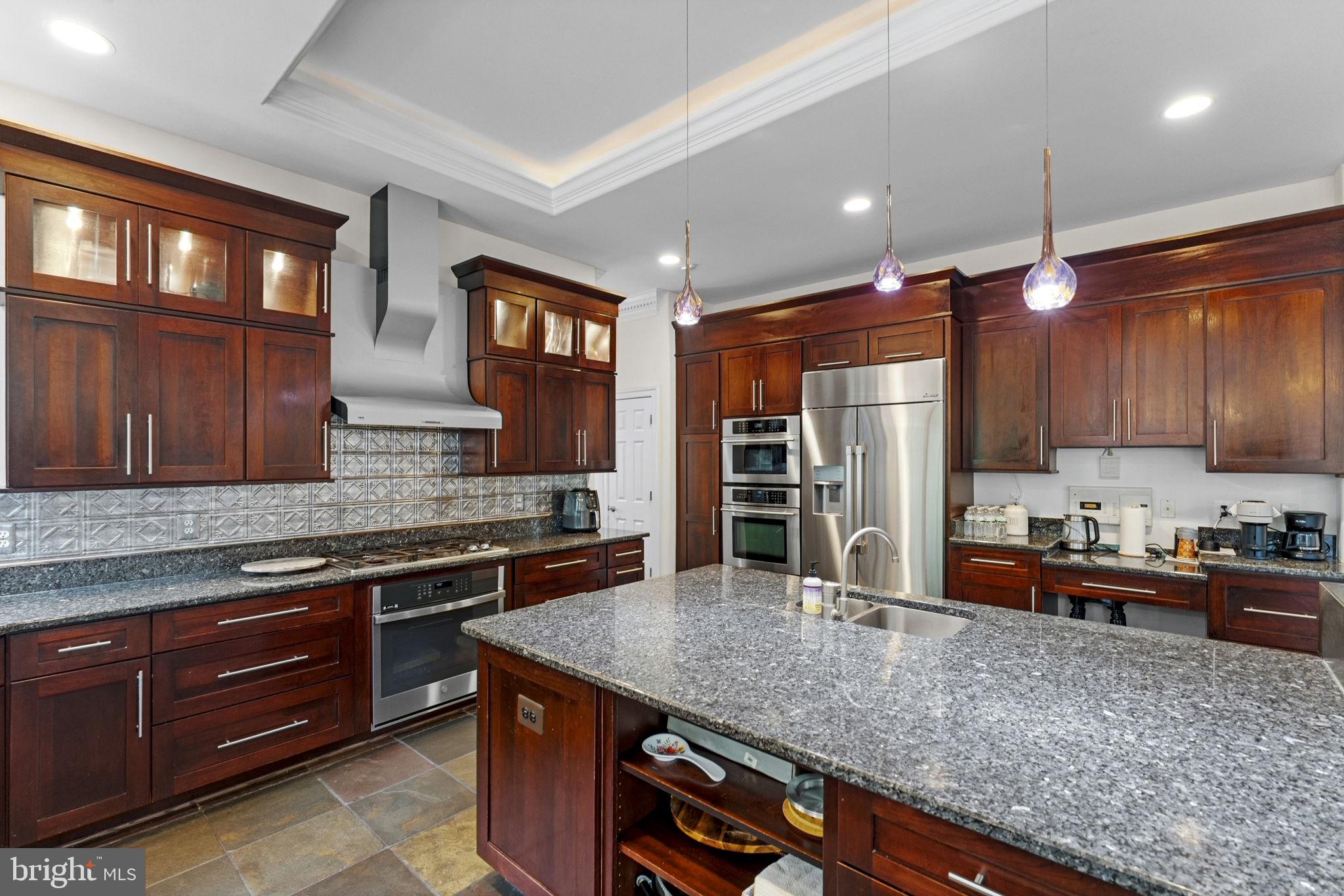 WILLOWRUN - Residential