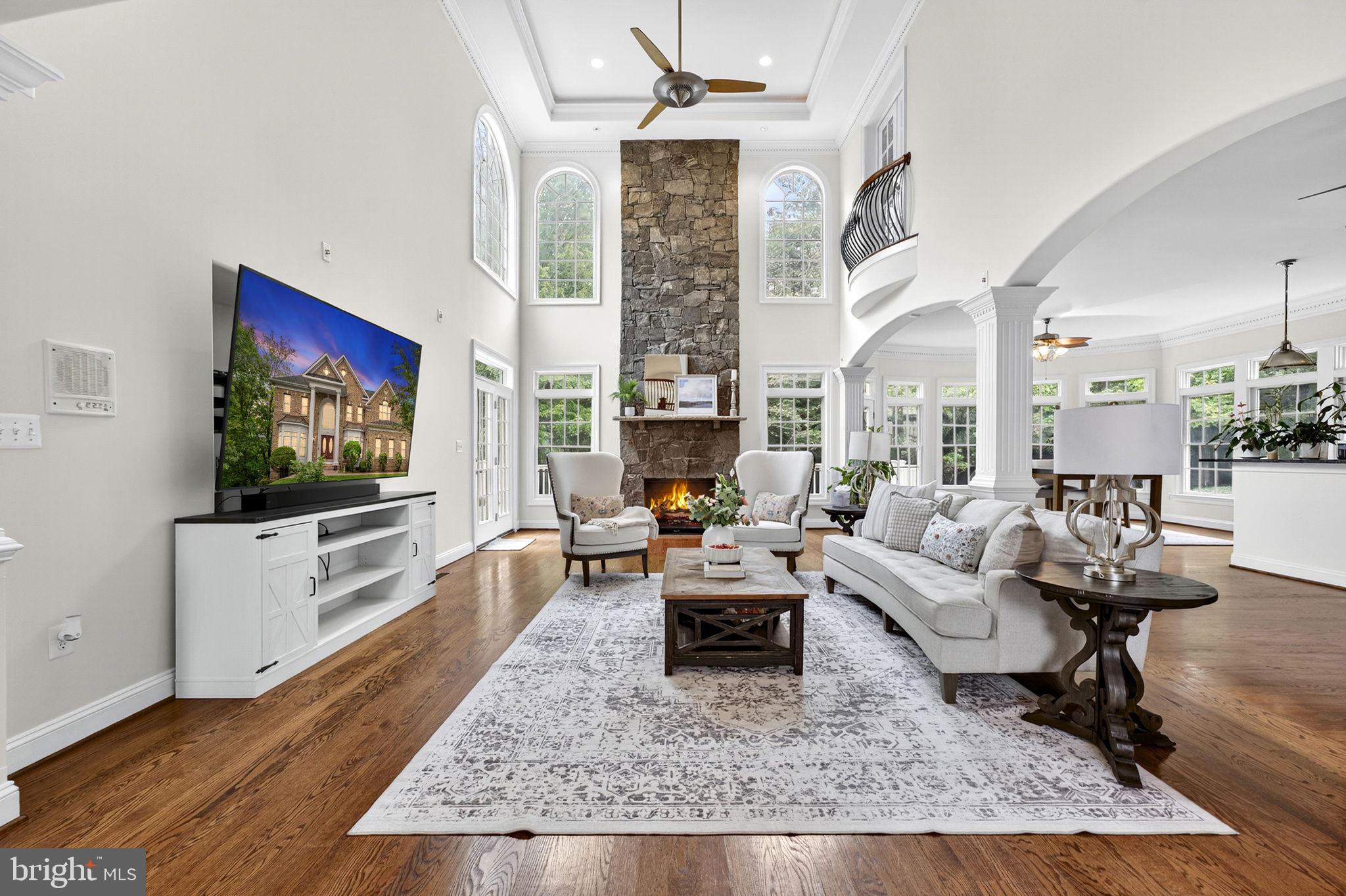 WILLOWRUN - Residential