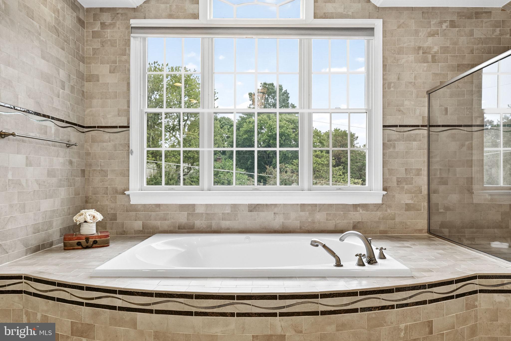 WILLOWRUN - Residential