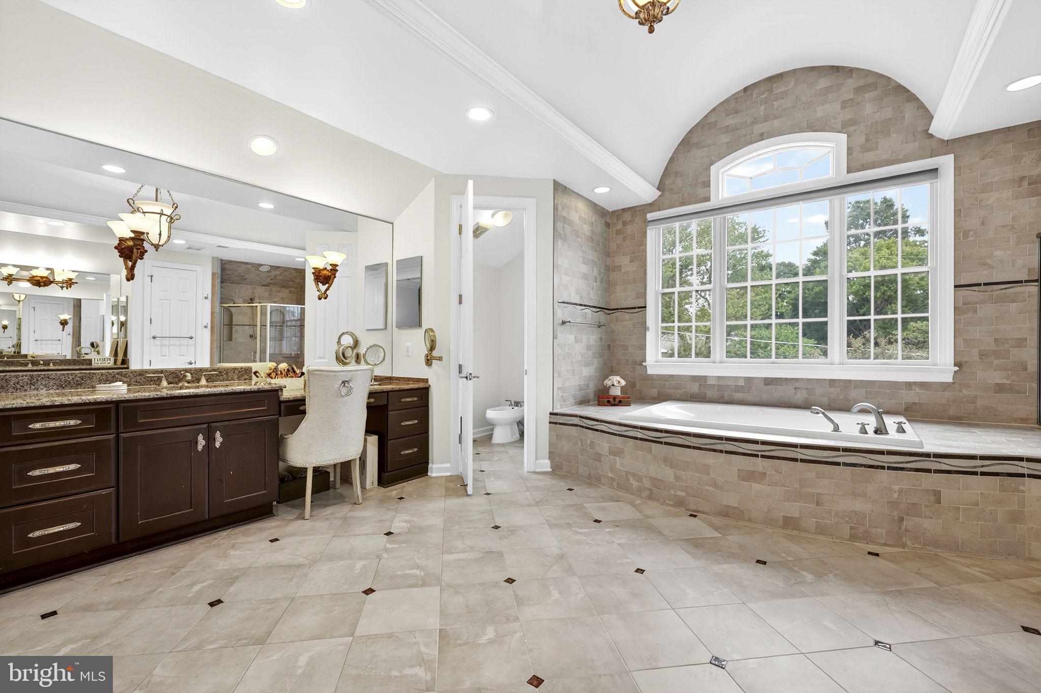 WILLOWRUN - Residential