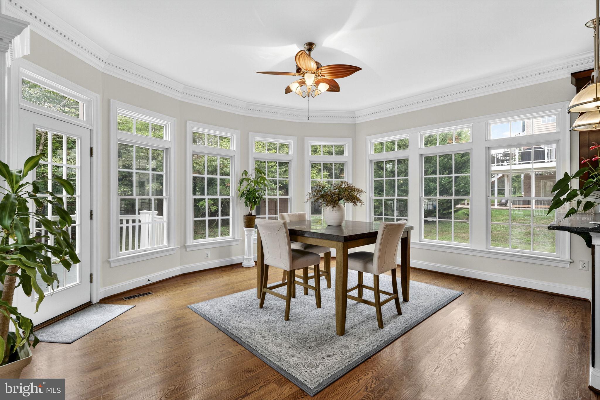 WILLOWRUN - Residential