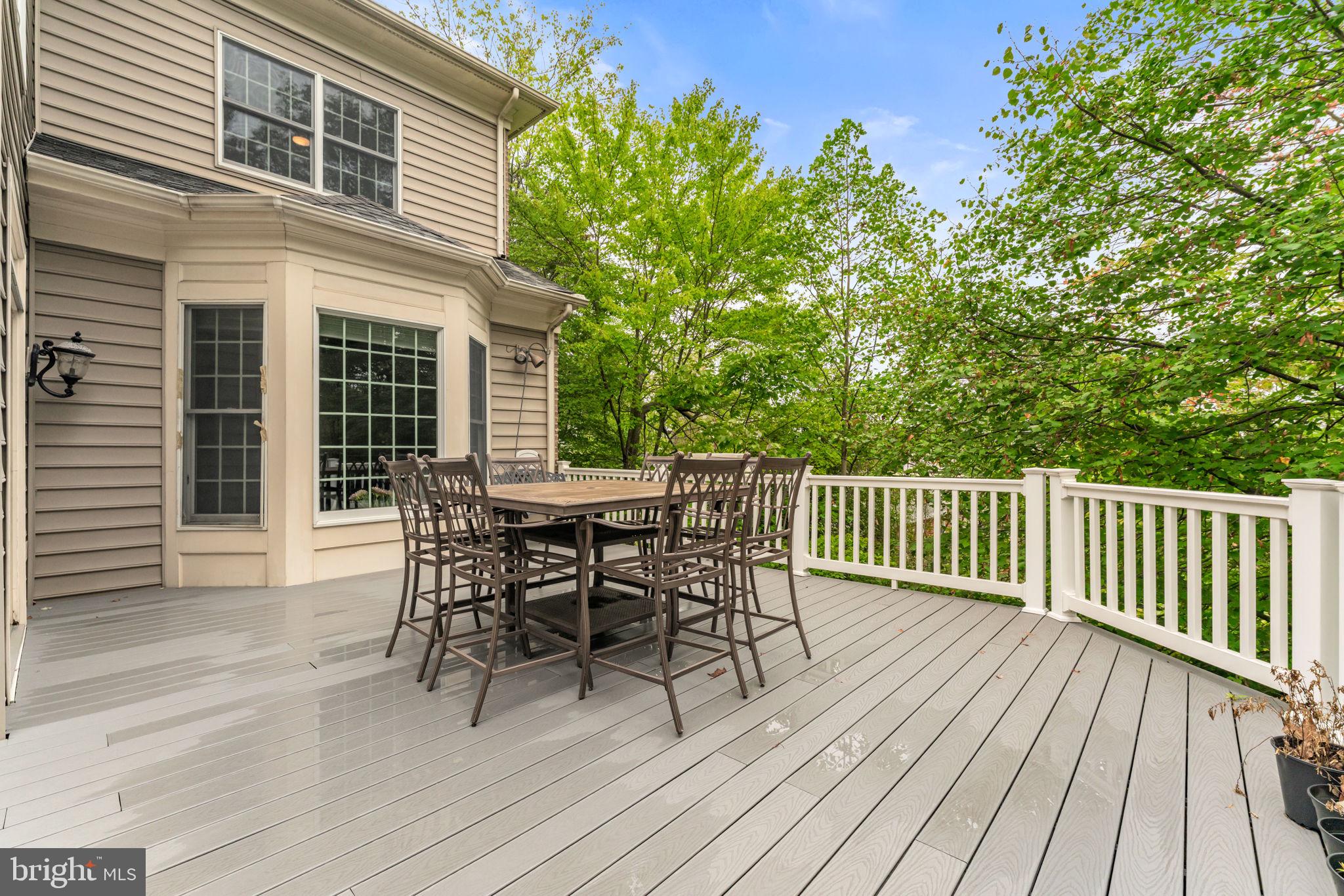 WILLOWRUN - Residential