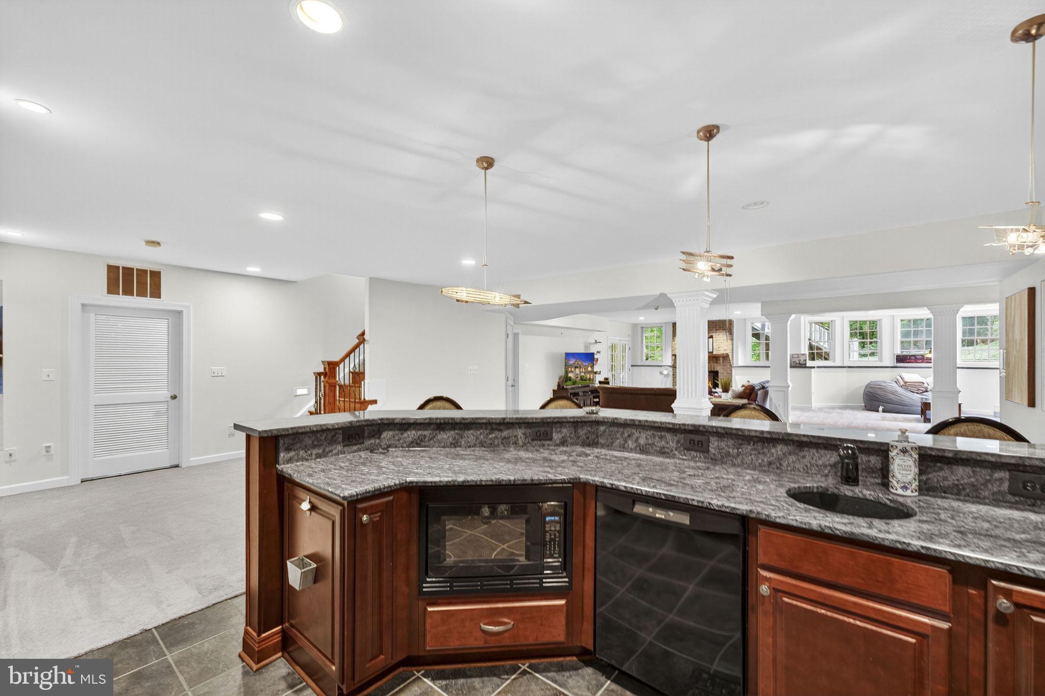 WILLOWRUN - Residential