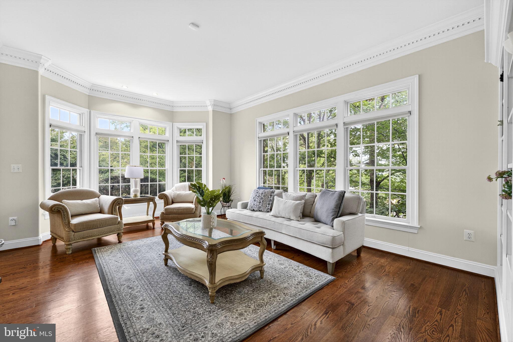 WILLOWRUN - Residential