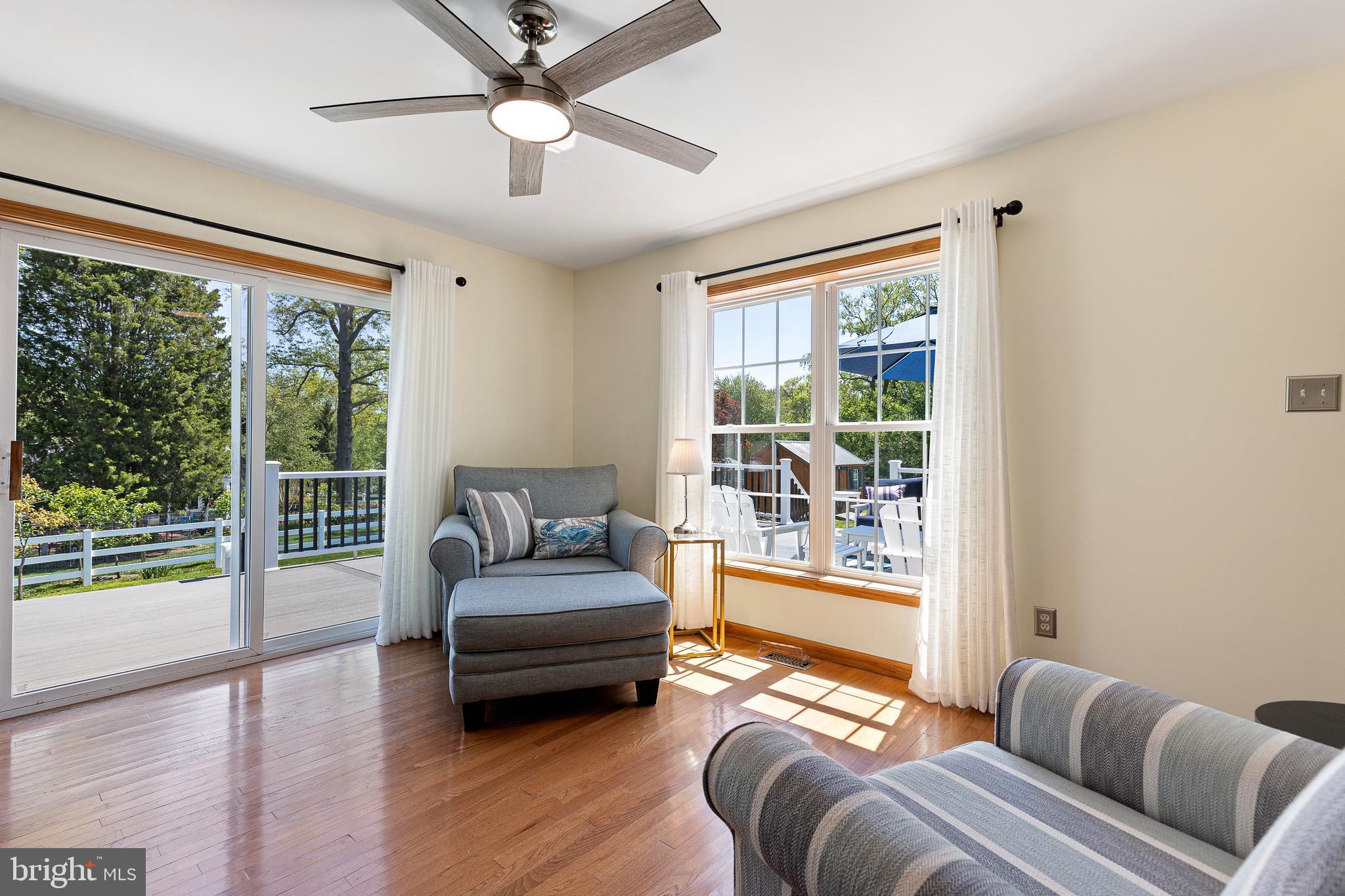 ROLLING HILLS (CHESAPEAKE ISLE) - Residential