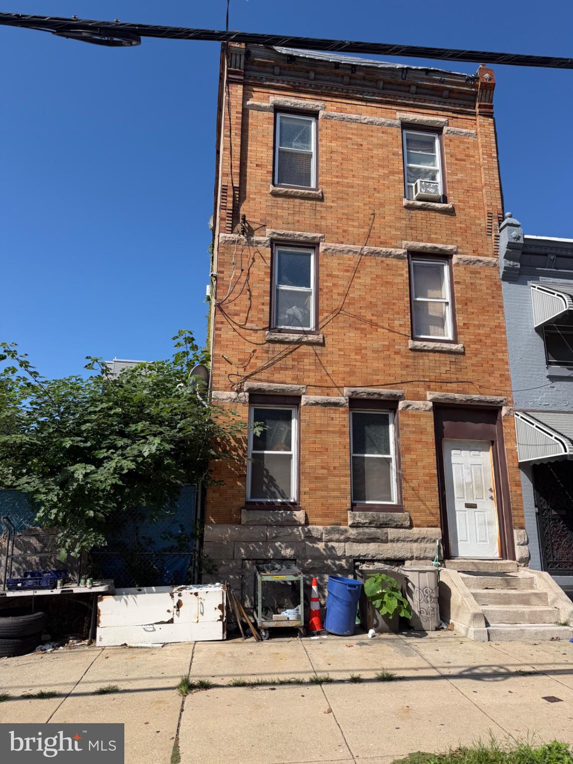 1012-16 BELMONT AVENUE