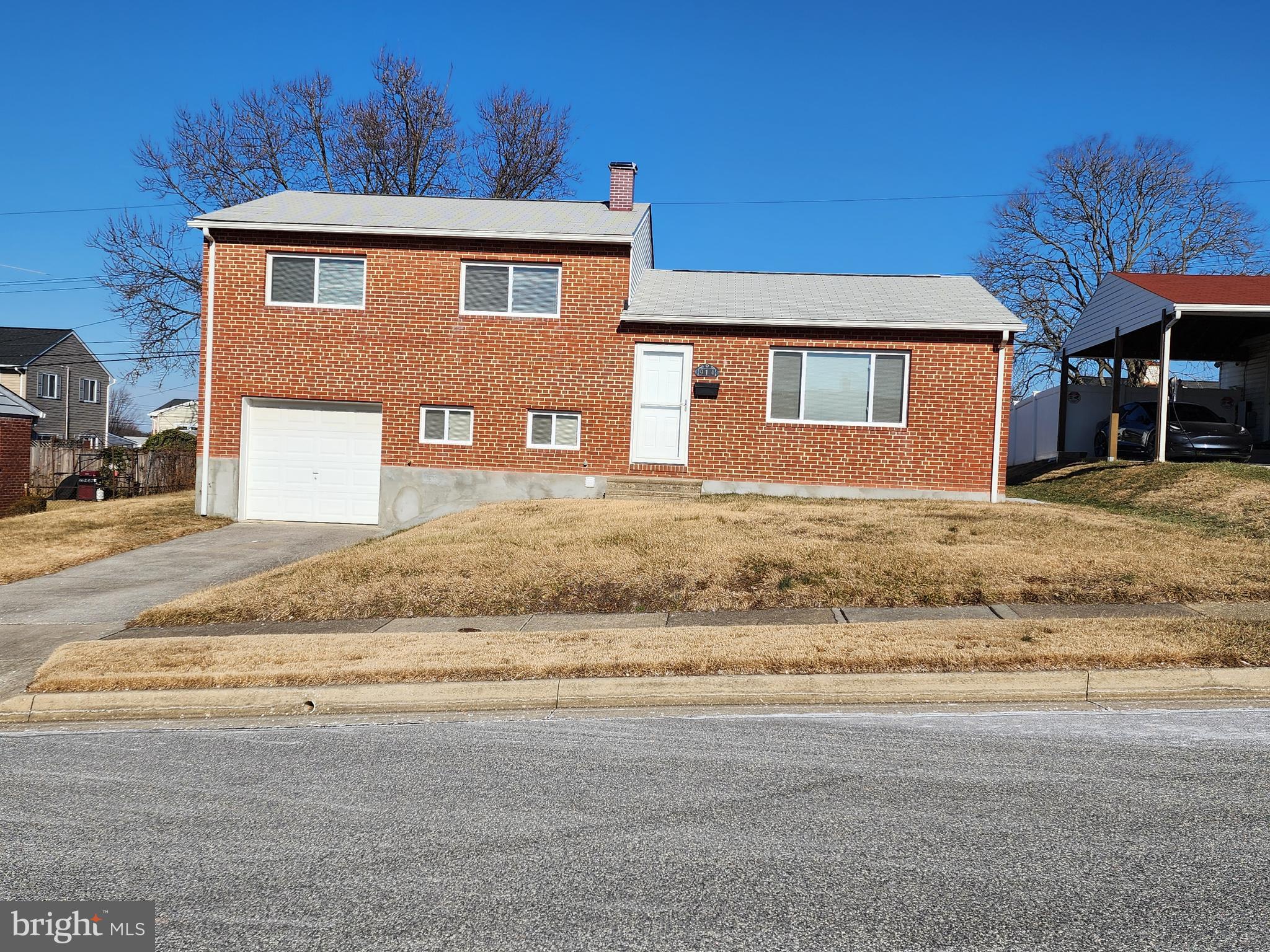 914 VANDERWOOD ROAD