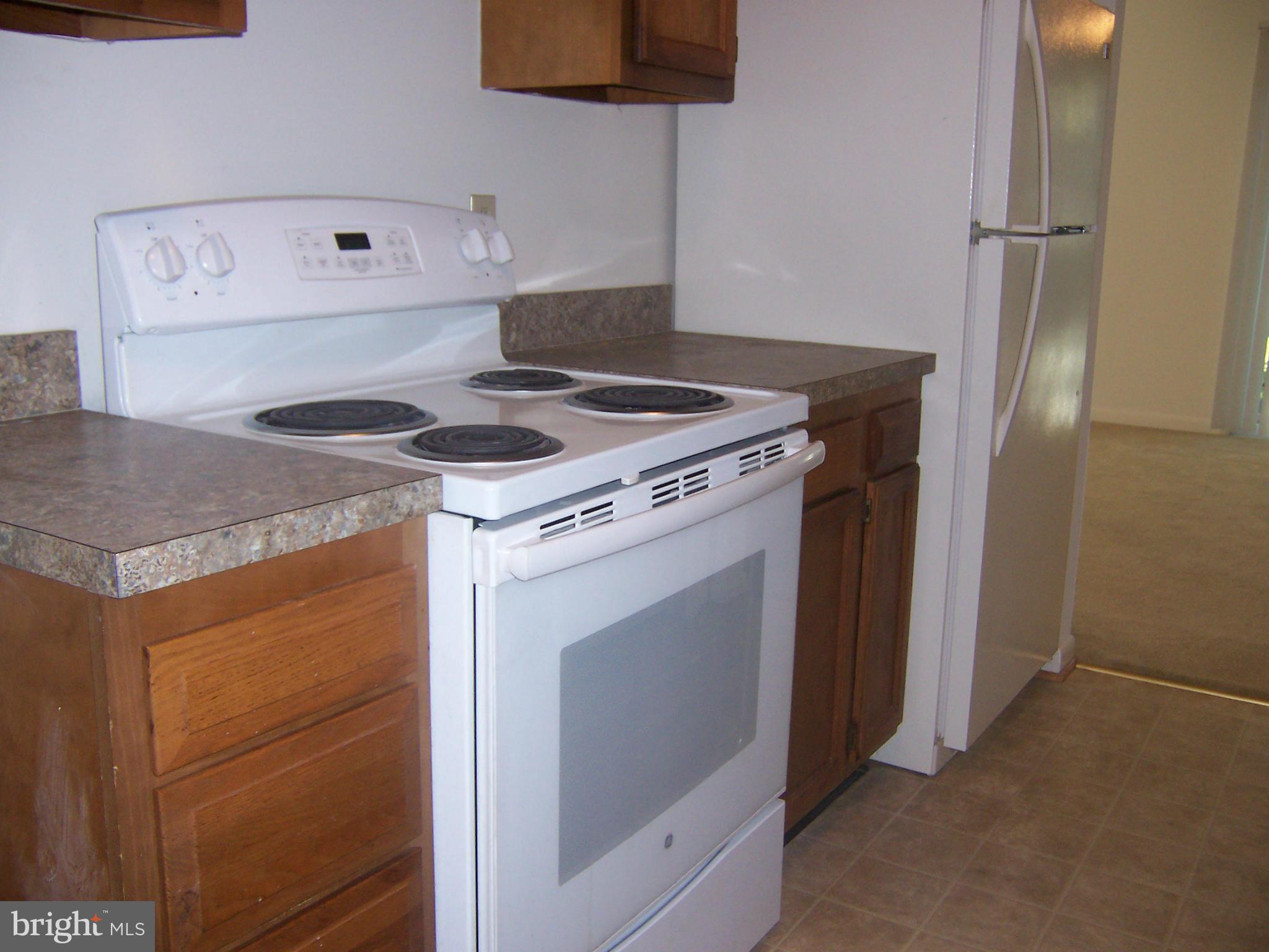 BROADVIEW ACRES - Residential Lease