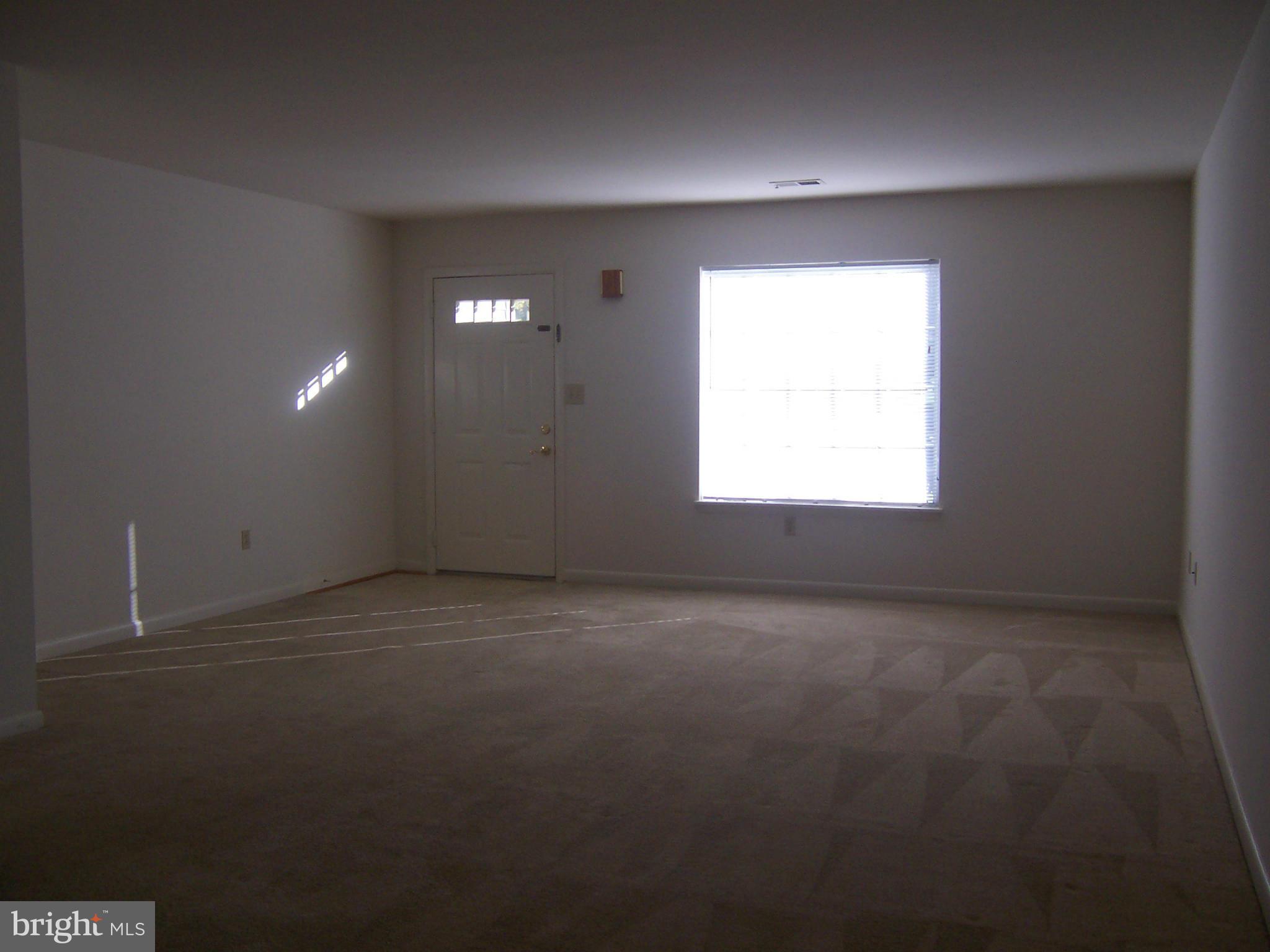 BROADVIEW ACRES - Residential Lease