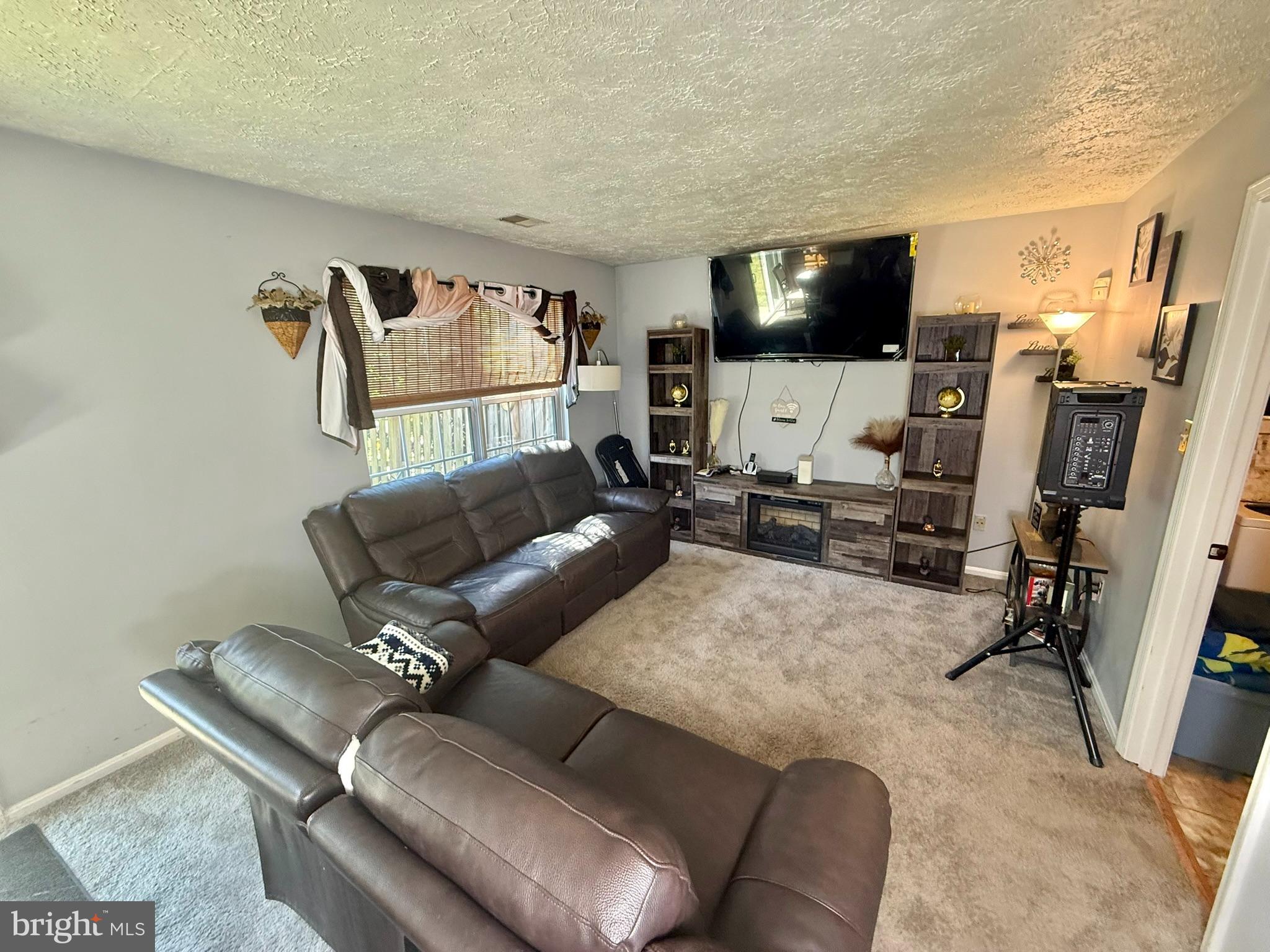 3188 GUILFORD DRIVE
